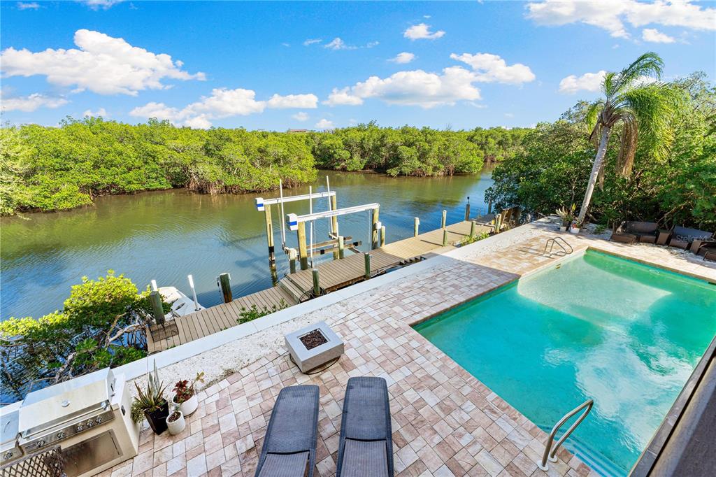 Sarasota, Florida, 34242, United States, 4 Bedrooms Bedrooms, ,5 BathroomsBathrooms,Residential,For Sale,1999117