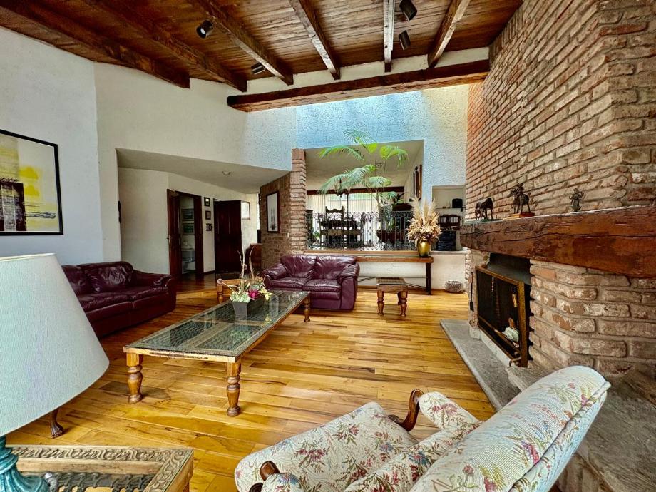Naucalpan de Juárez, Estado de méxico, 05395, Mexico, 3 Bedrooms Bedrooms, ,3 BathroomsBathrooms,Residential,For Sale,1918853
