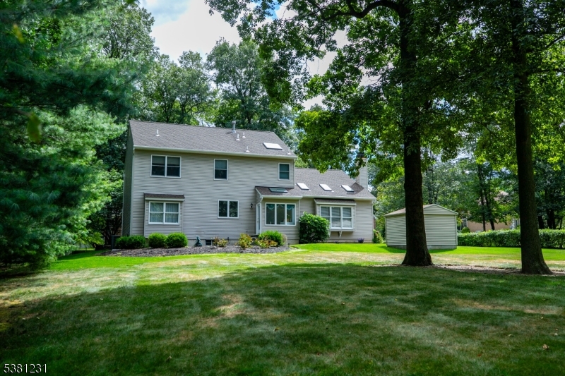 Mount Olive Twp., New Jersey, 07836-4410, United States, 4 Bedrooms Bedrooms, ,3 BathroomsBathrooms,Residential,For Sale,1944608