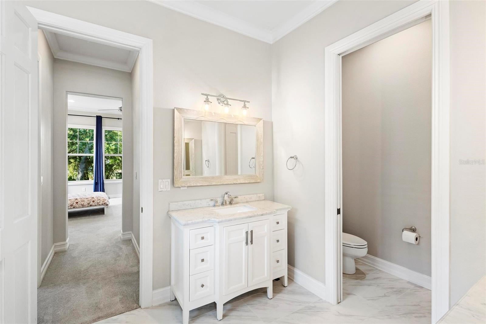 ORLANDO, Florida, 32827, United States, 3 Bedrooms Bedrooms, ,5 BathroomsBathrooms,Residential,For Sale,1825170