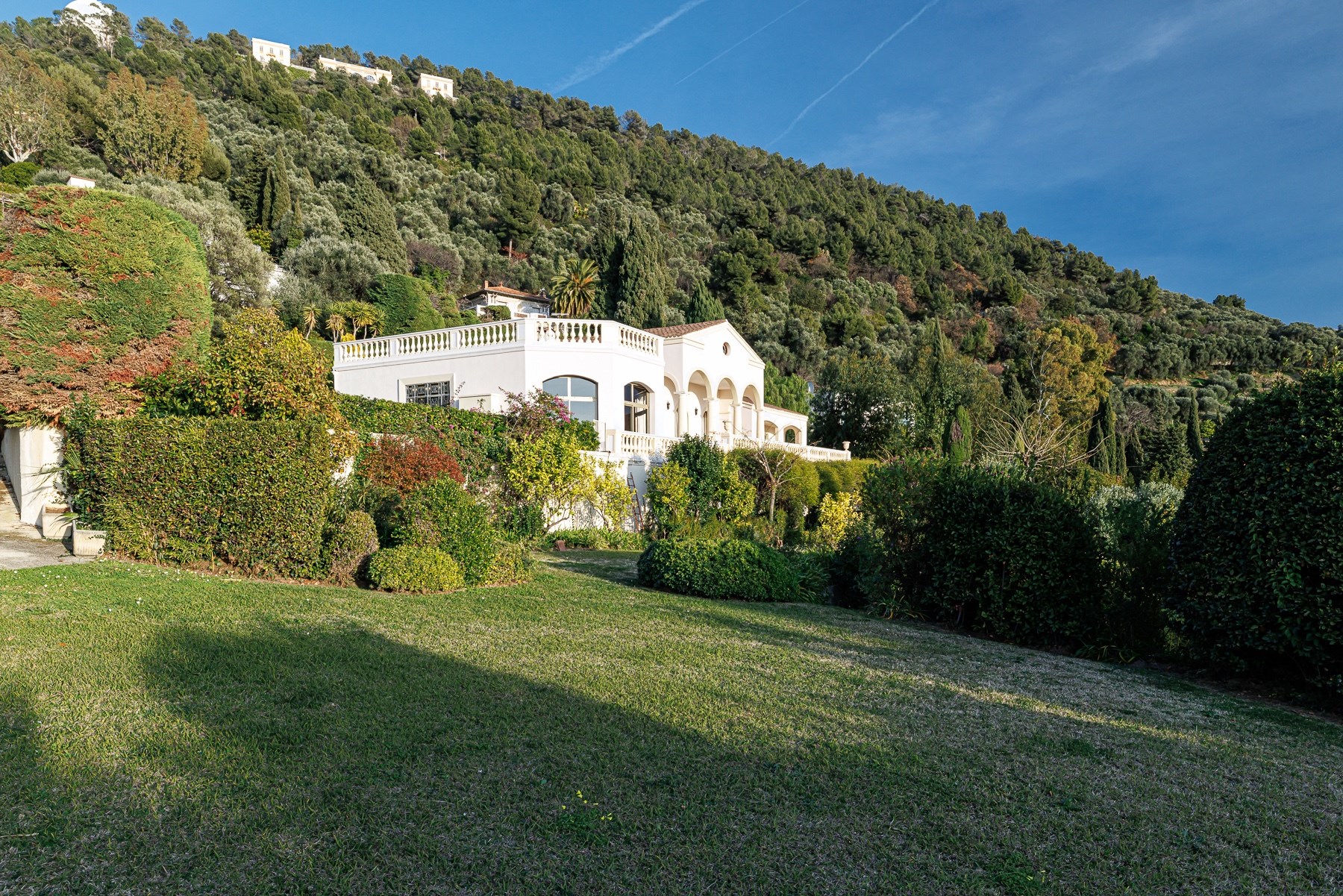 Exceptional villa with panoramic sea view in Nice Observatory district, Côte d’… - 物件實景