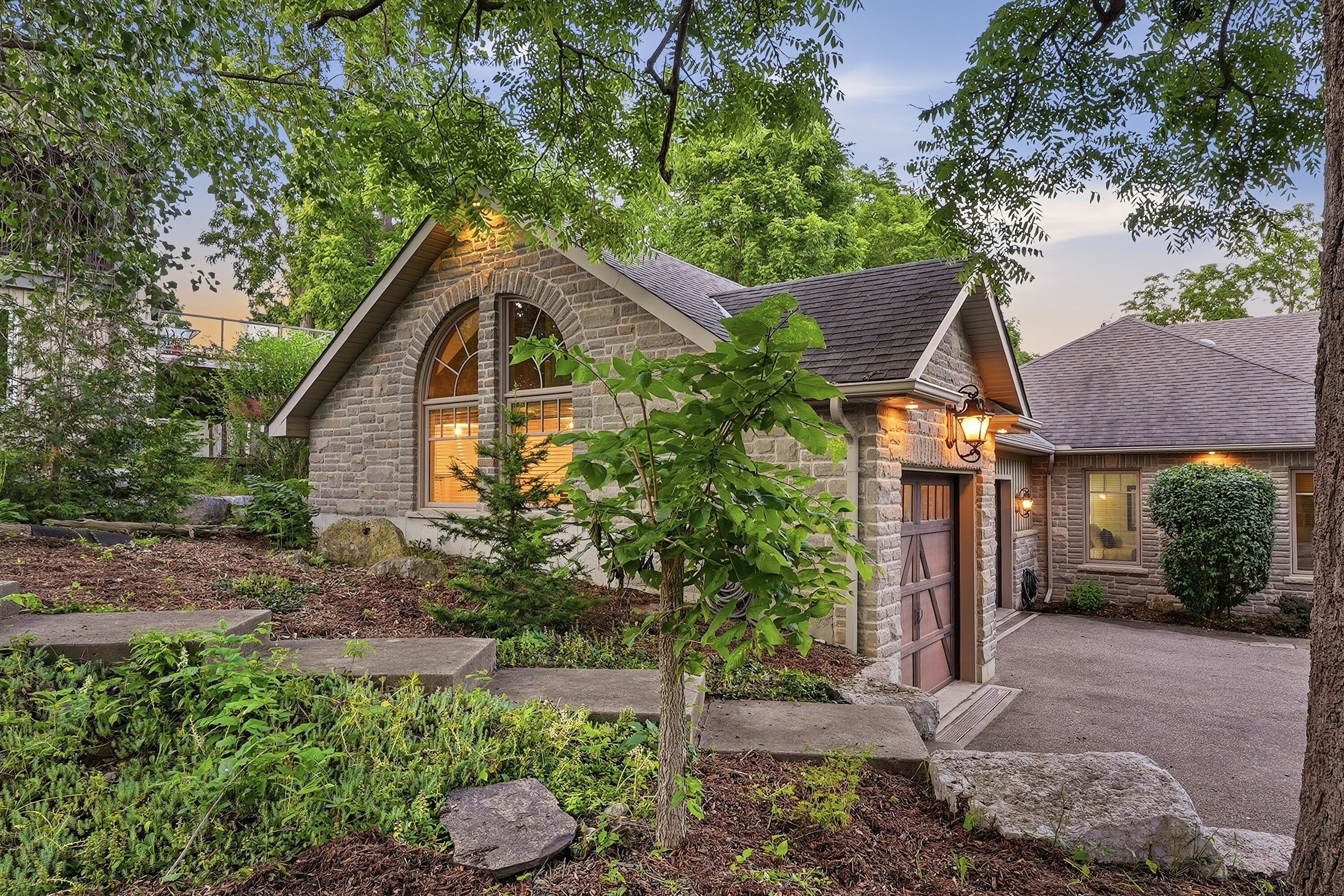  Craftsman-inspired Bungalow - 物件實景