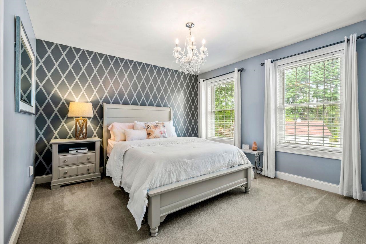 Manchester, New Hampshire, 03104, United States, 4 Bedrooms Bedrooms, ,3 BathroomsBathrooms,Residential,For Sale,1934324