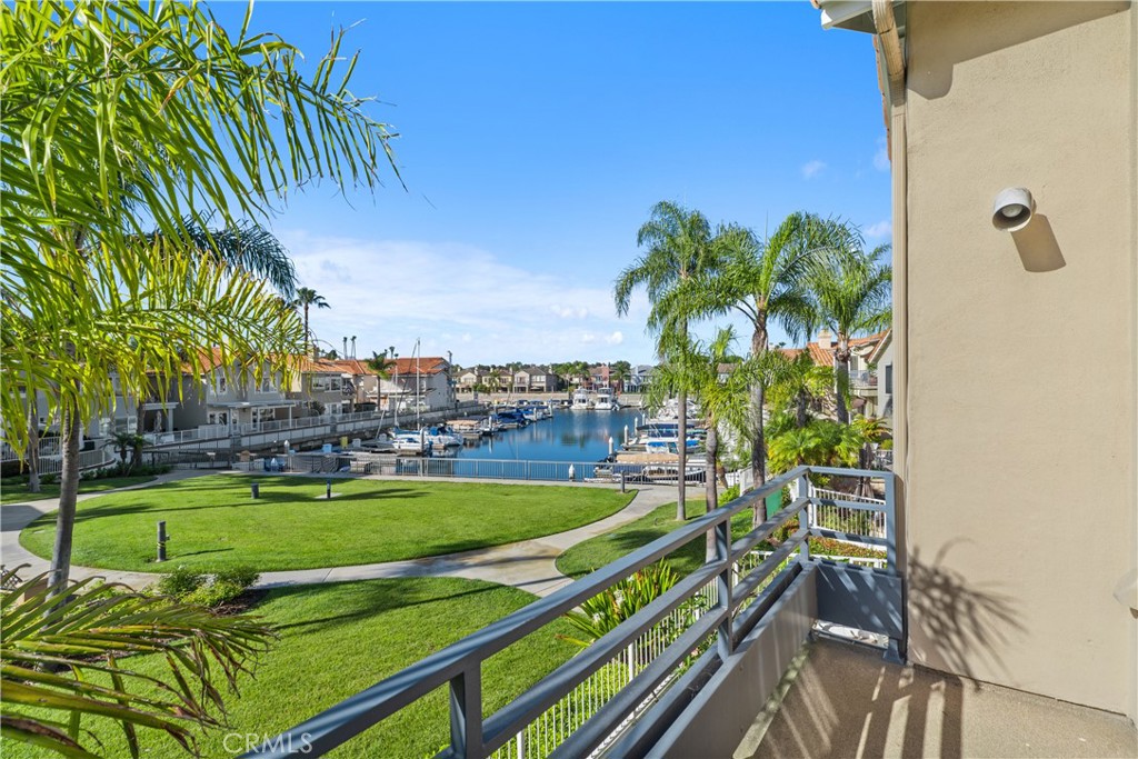 Long Beach, California, 90803, United States, 3 Bedrooms Bedrooms, ,3 BathroomsBathrooms,Residential,For Sale,1989113