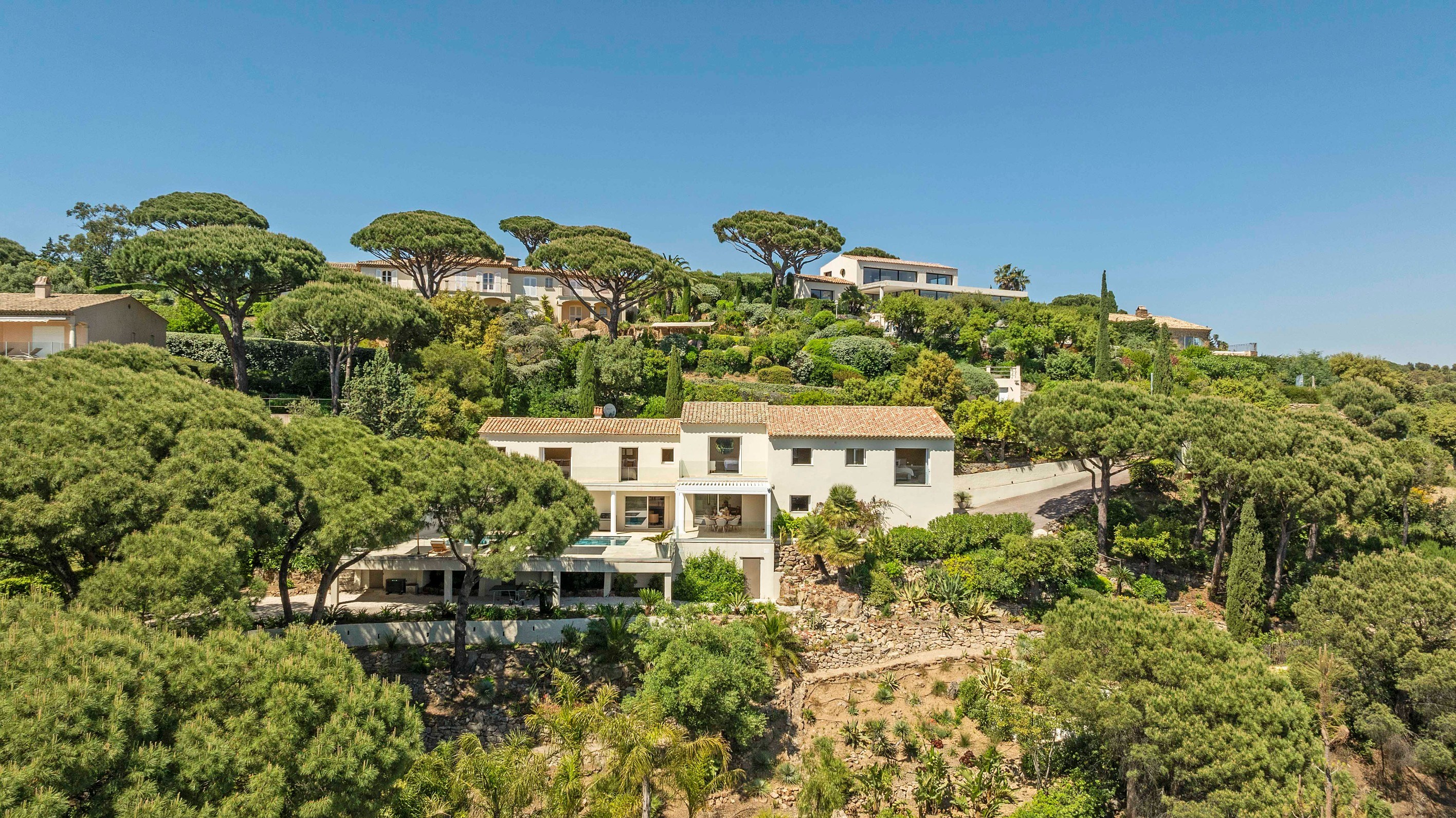  Sole Agent : Contemporary villa with sea view, close to La Nartelle Beach - 物件實景