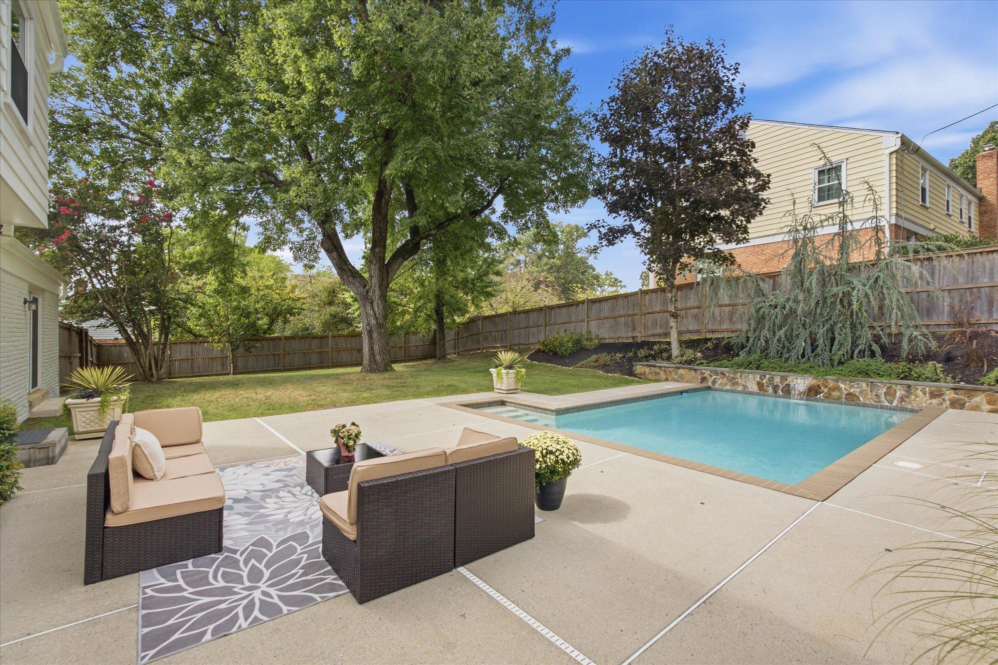  11200 Hunt Club Drive, Potomac, MD, 20854 - 物件實景