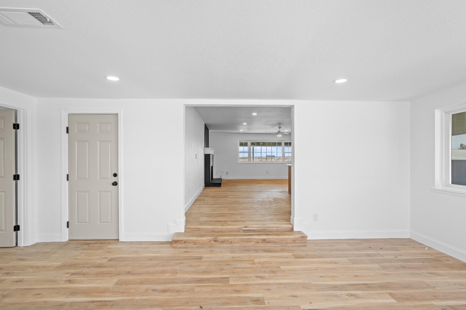 Merced, California, 95348, United States, 4 Bedrooms Bedrooms, ,2 BathroomsBathrooms,Residential,For Sale,2007840