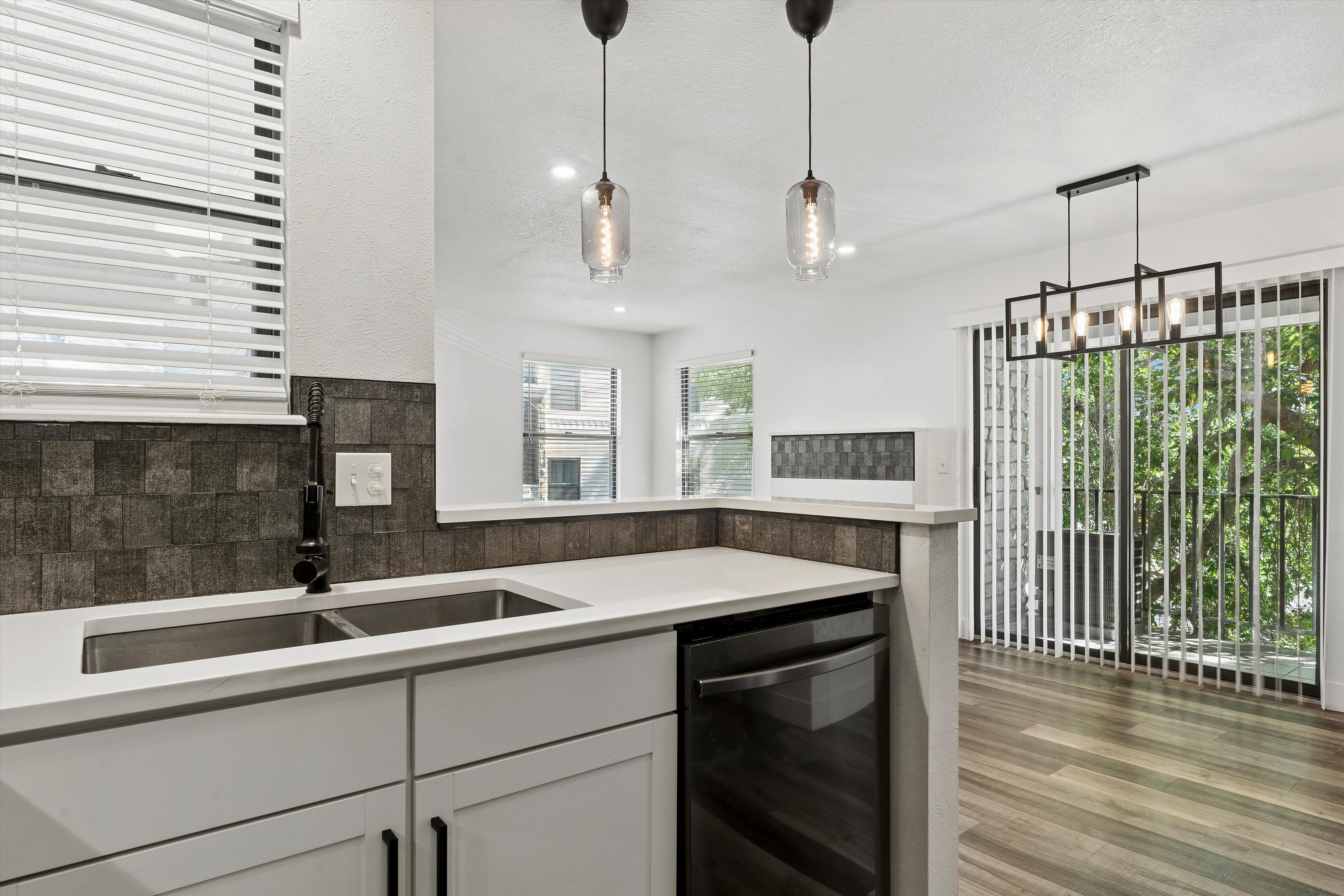  Move right in and start enjoying everything that Littleton has to offer - 物件實景