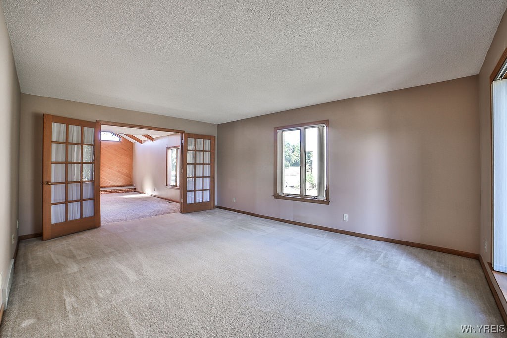 Grand Island, New York, 14072, United States, 4 Bedrooms Bedrooms, ,4 BathroomsBathrooms,Residential,For Sale,1899364