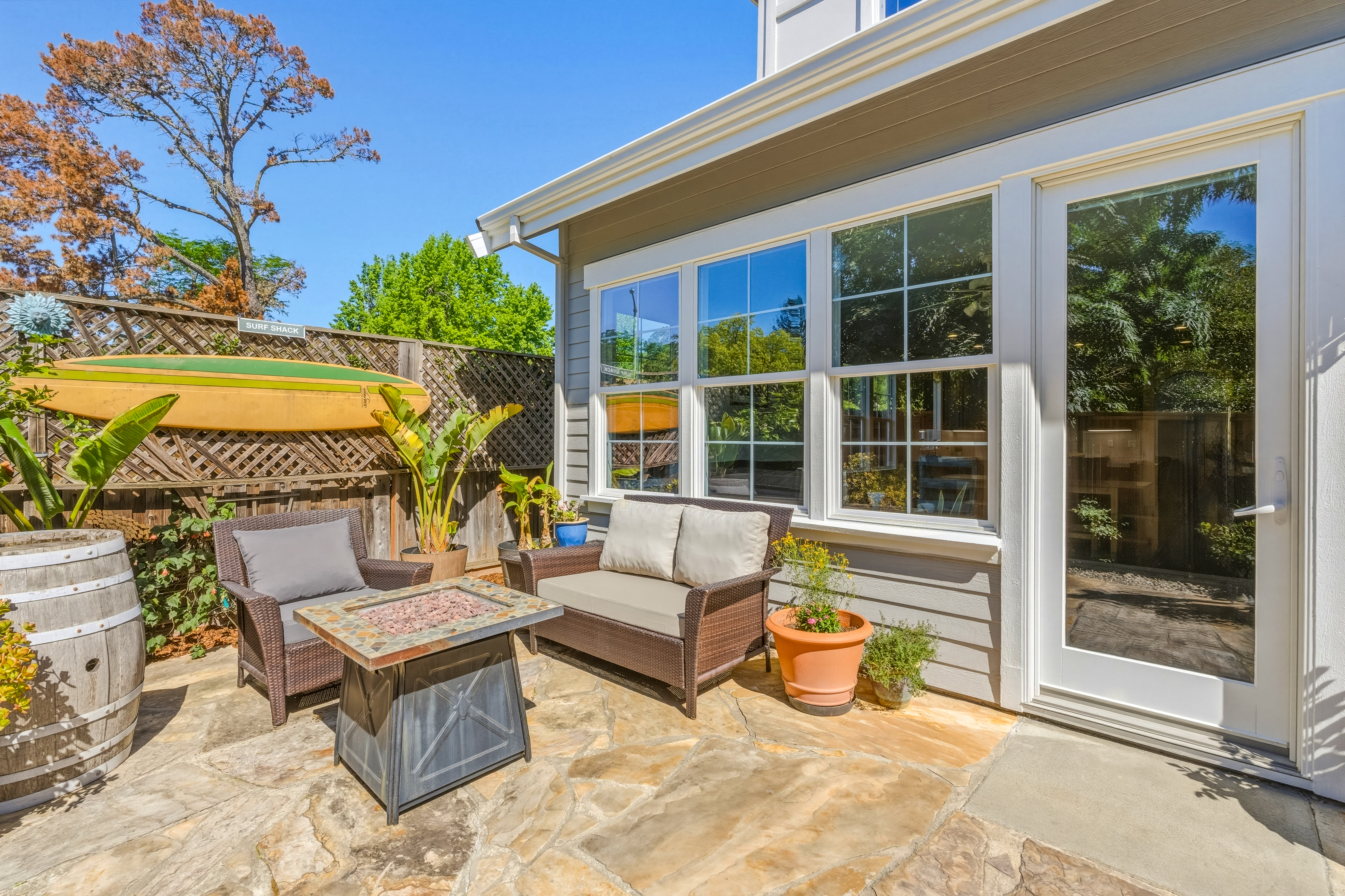  Spacious Atherton Ranch Beauty - 物件實景