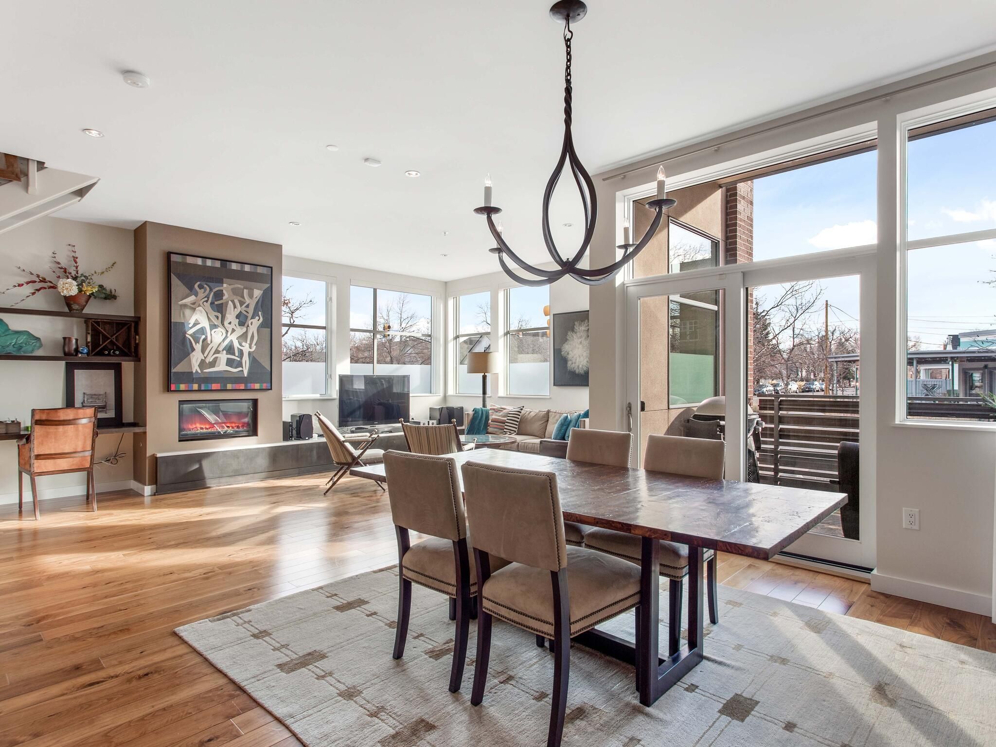  Elegant Corner Residence Near Pearl Street - 物件實景