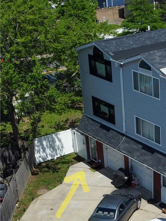 Staten Island, New York, 10303, United States, 3 Bedrooms Bedrooms, ,2 BathroomsBathrooms,Residential,For Sale,1878753