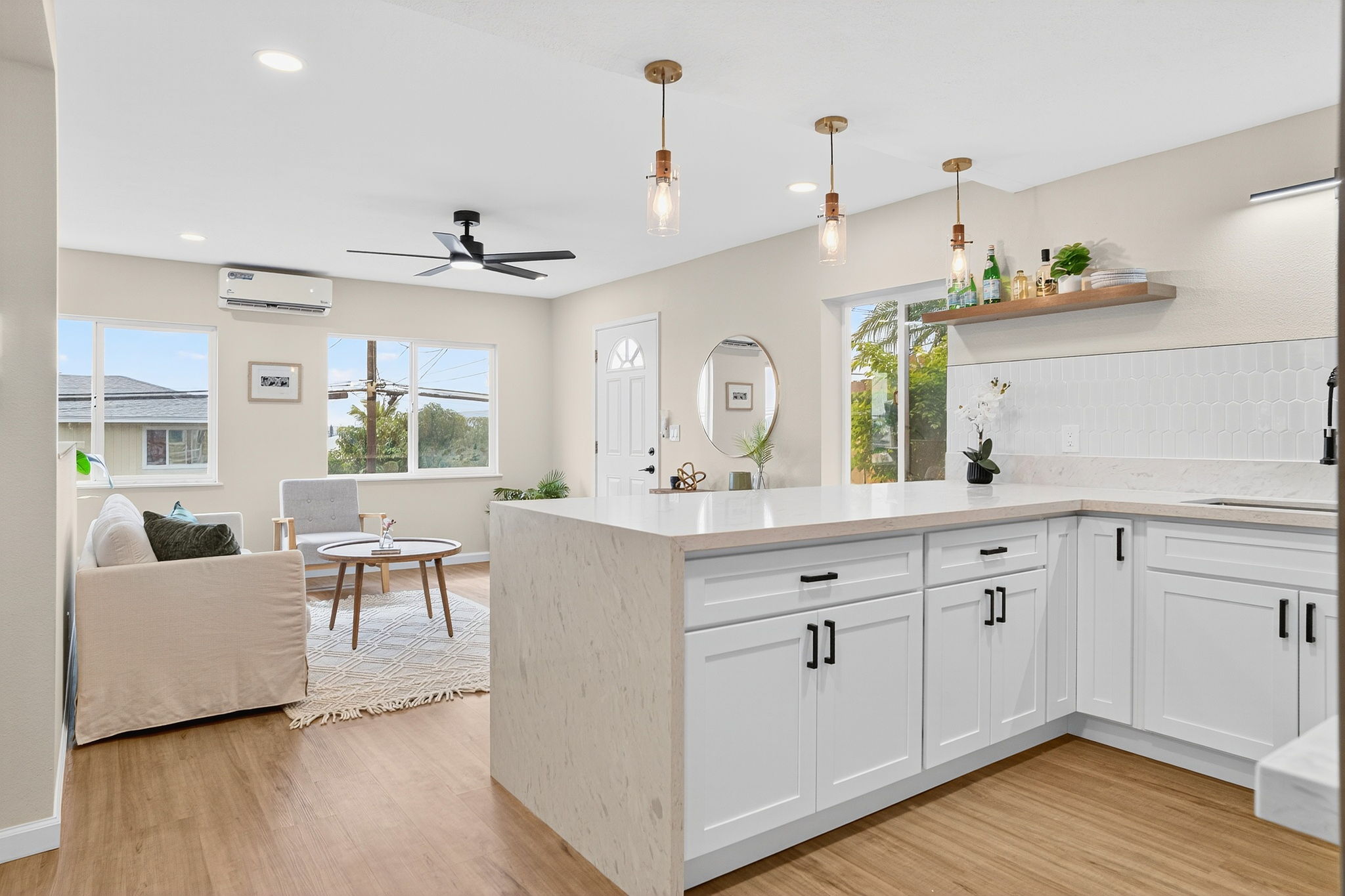 Honolulu, Hawaii, 96818, United States, 4 Bedrooms Bedrooms, ,4 BathroomsBathrooms,Residential,For Sale,2007893