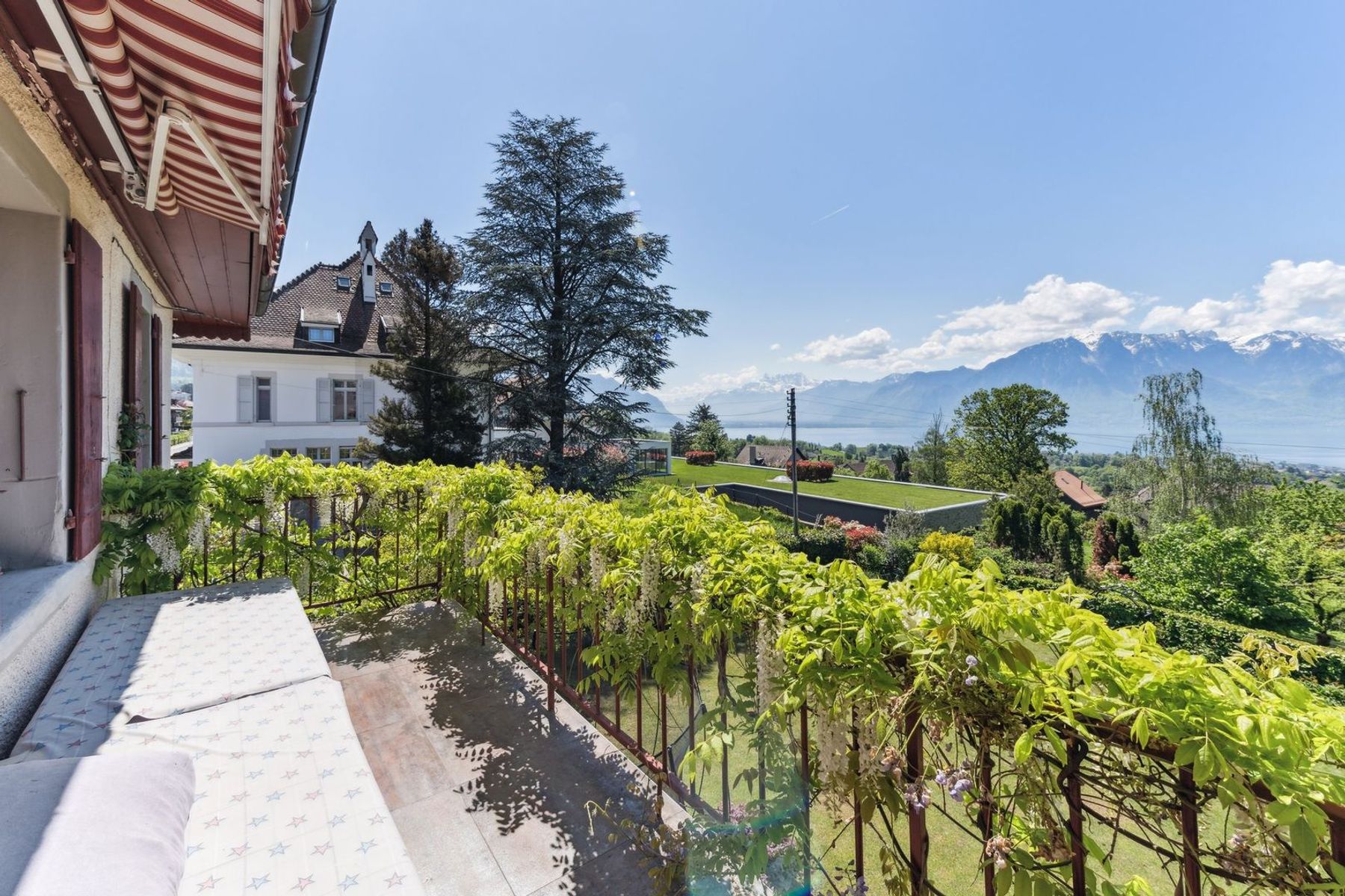 Magnificent building in the heart of St-Légier: Le Village Illustré - 物件實景
