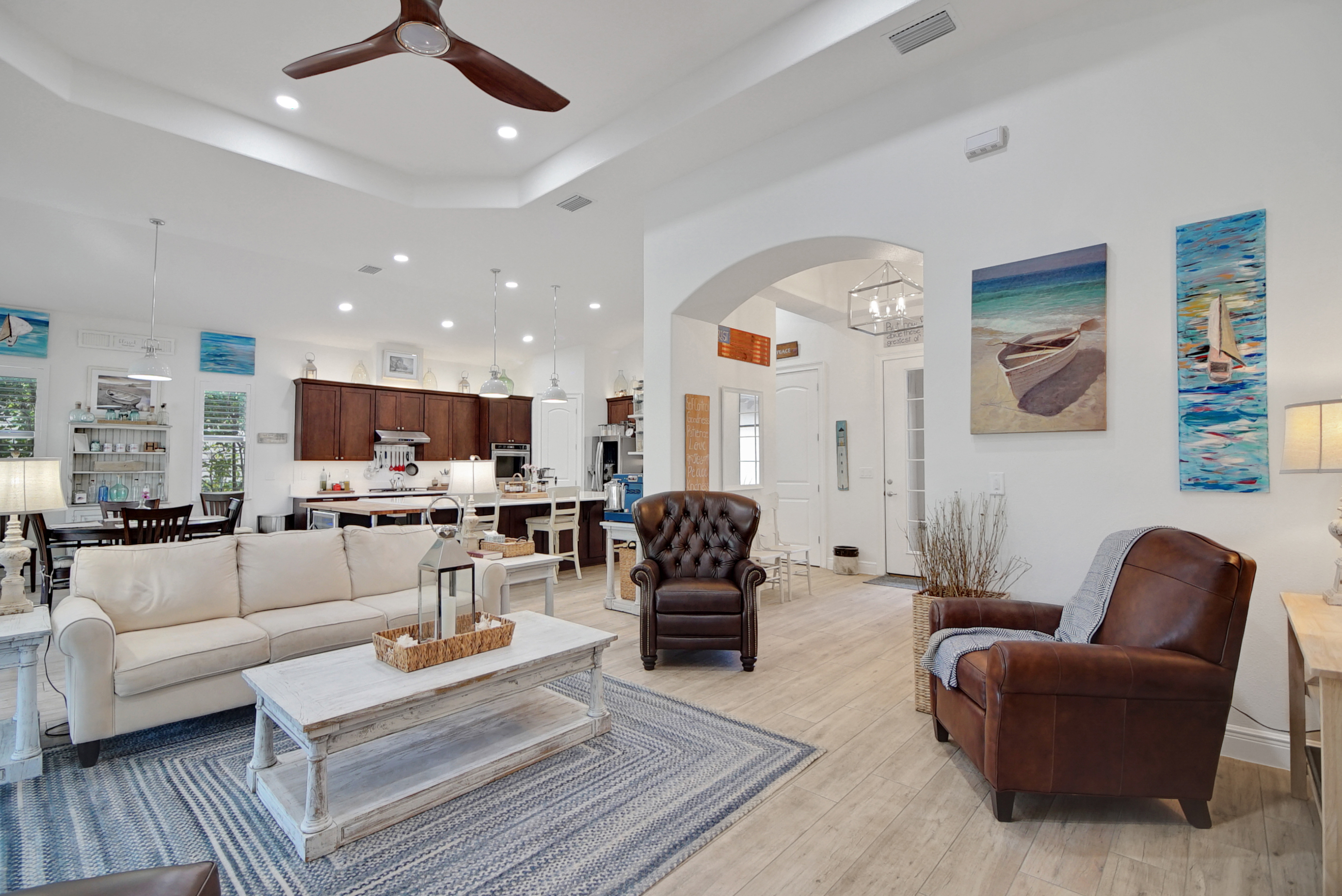 Lady Lake, Florida, 32159, United States, 4 Bedrooms Bedrooms, ,3 BathroomsBathrooms,Residential,For Sale,1922076
