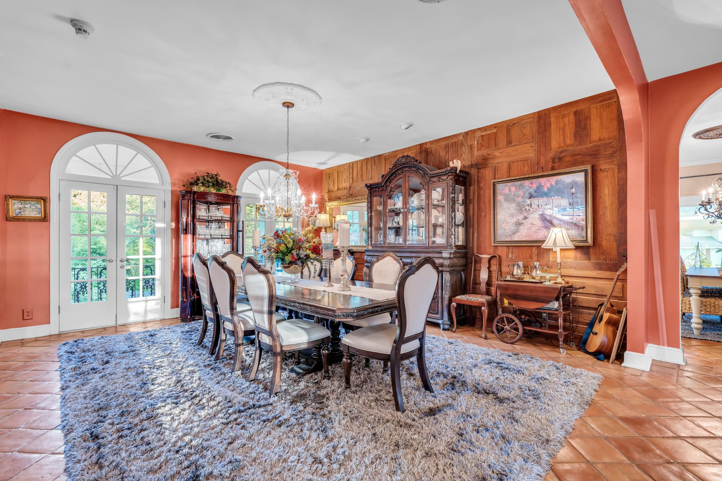 Columbus, Mississippi, 39705, United States, 4 Bedrooms Bedrooms, ,4 BathroomsBathrooms,Residential,For Sale,1976327