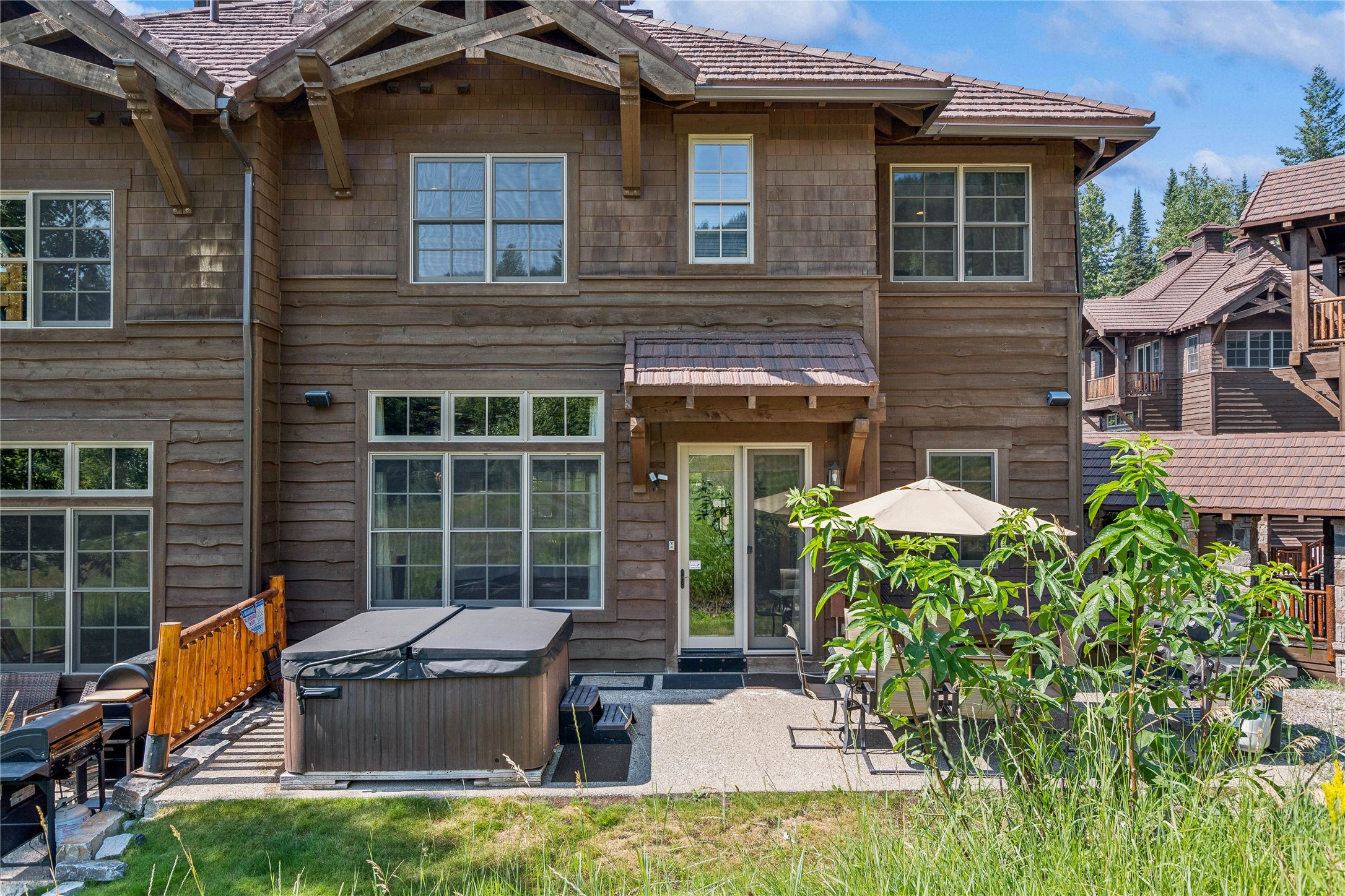  111 Slopeside Drive, Unit #7 - 物件實景