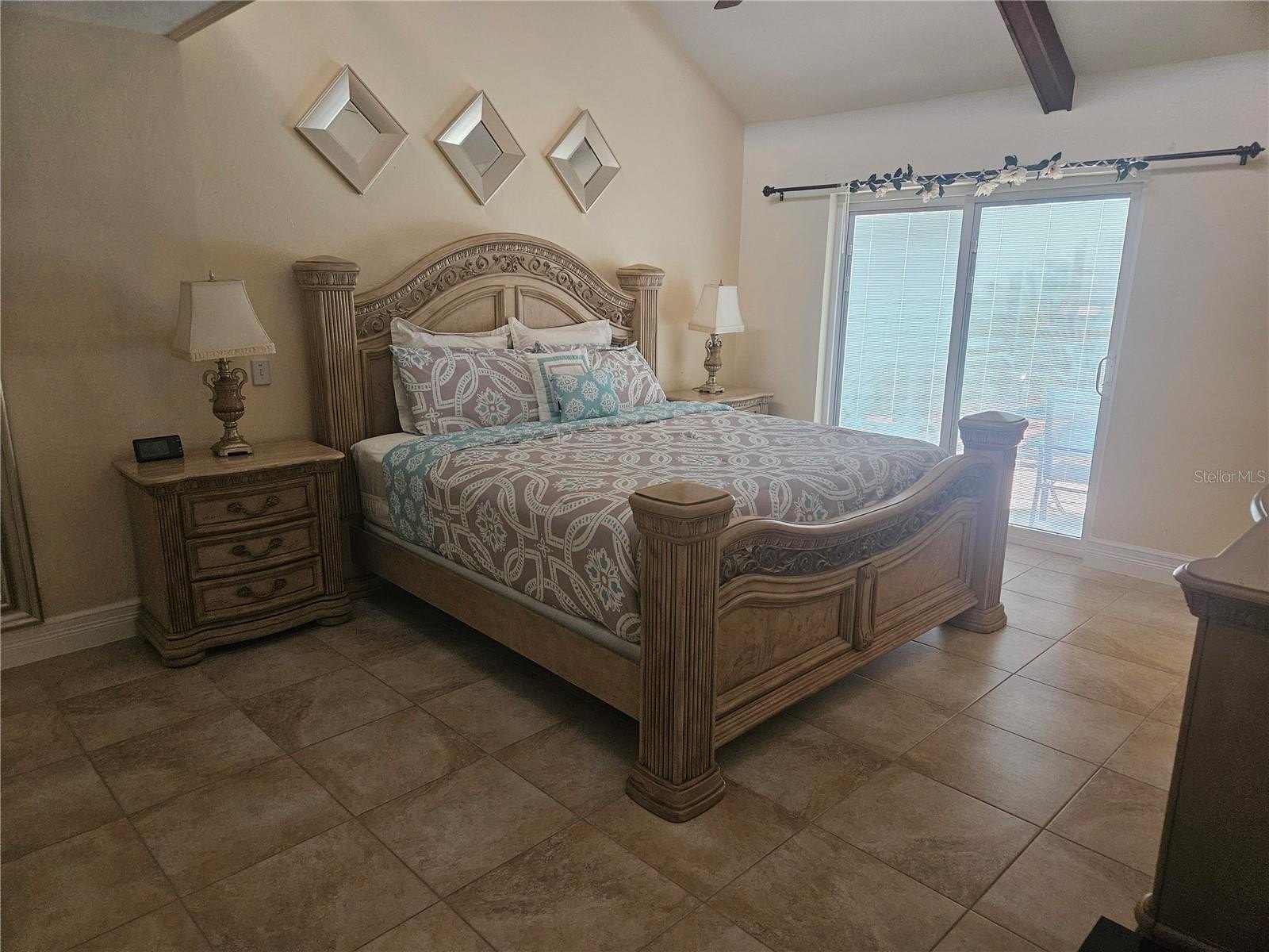 CAPE CORAL, Florida, 33914, United States, 4 Bedrooms Bedrooms, ,4 BathroomsBathrooms,Residential,For Sale,1910692