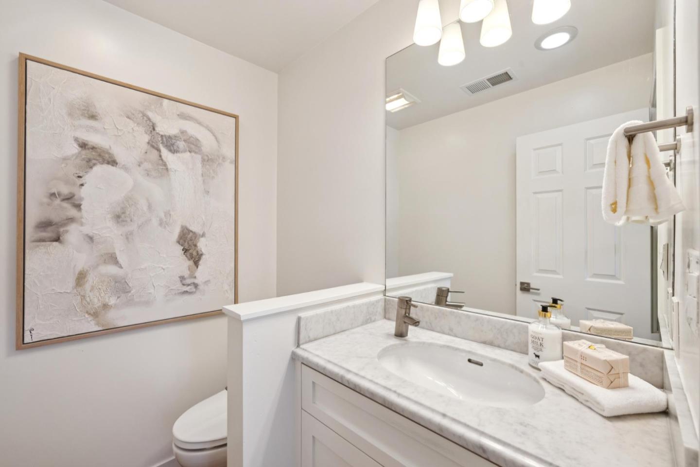 Menlo Park, California, 94025, United States, 3 Bedrooms Bedrooms, ,3 BathroomsBathrooms,Residential,For Sale,1941637