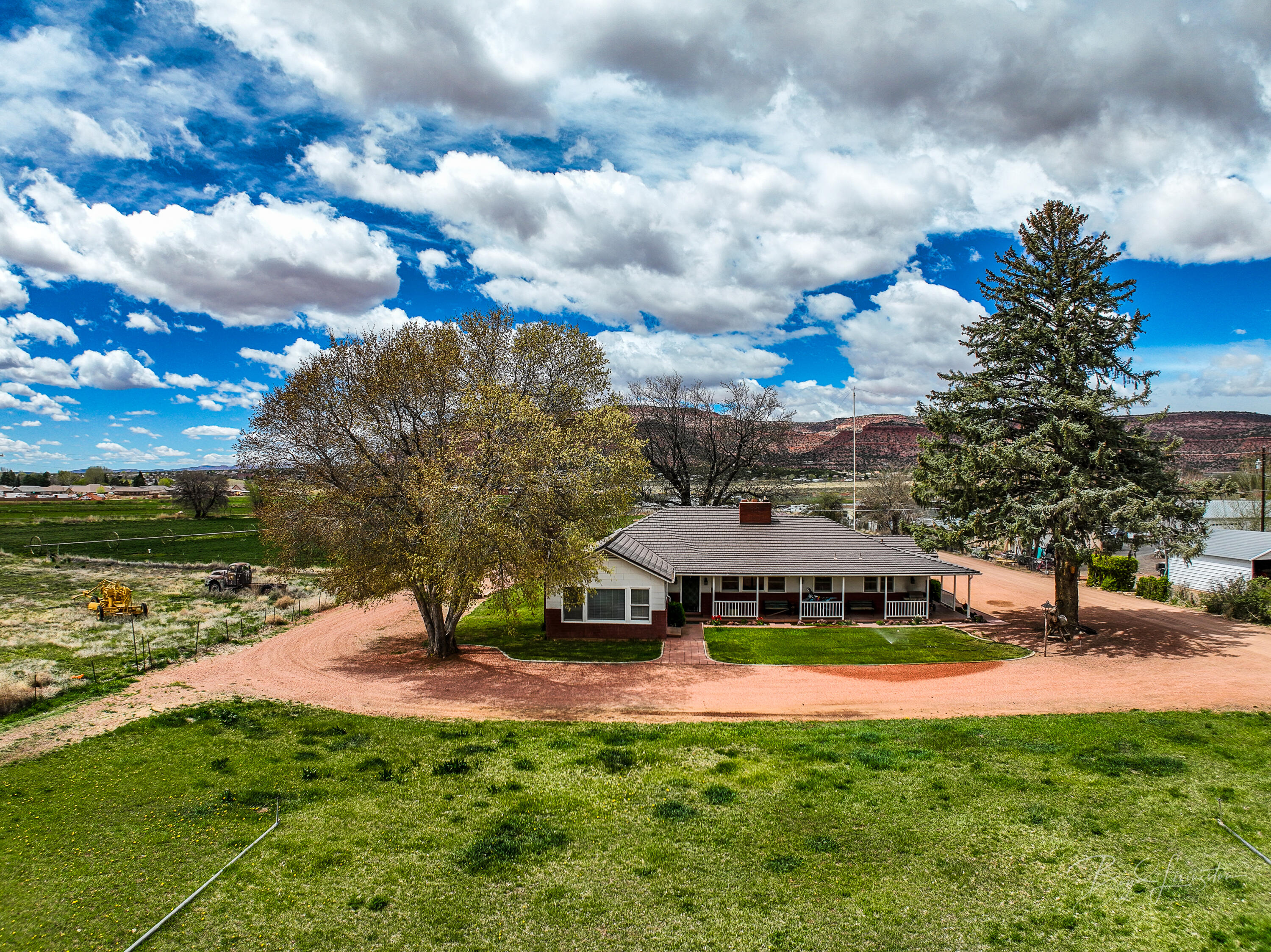 175 , Kanab, UT 84741