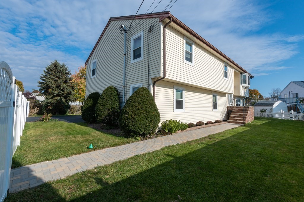 15 Bradford Street Street, Malden, Massachusetts, 02148, United States, 4 Bedrooms Bedrooms, ,3 BathroomsBathrooms,Residential,For Sale,15 Bradford Street Street,1010579