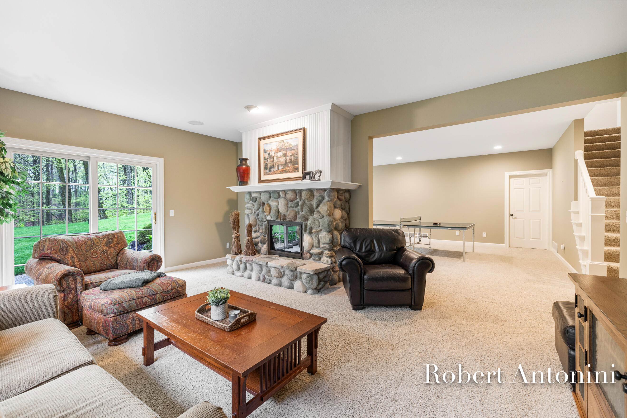 Grand Rapids, Michigan, 49525, United States, 5 Bedrooms Bedrooms, ,4 BathroomsBathrooms,Residential,For Sale,1837852