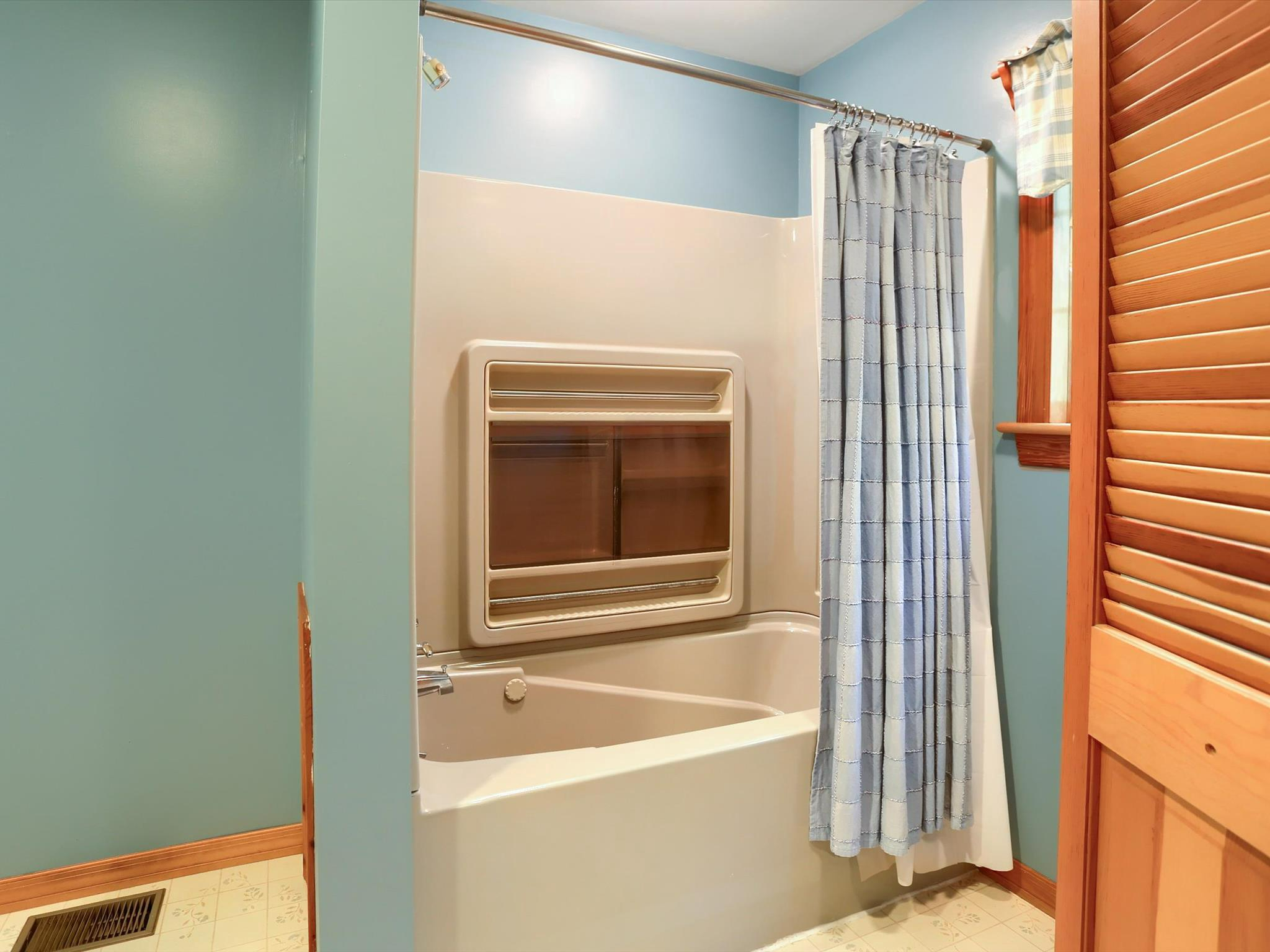 Port Royal, Pennsylvania, 17082, United States, 4 Bedrooms Bedrooms, ,3 BathroomsBathrooms,Residential,For Sale,1979565