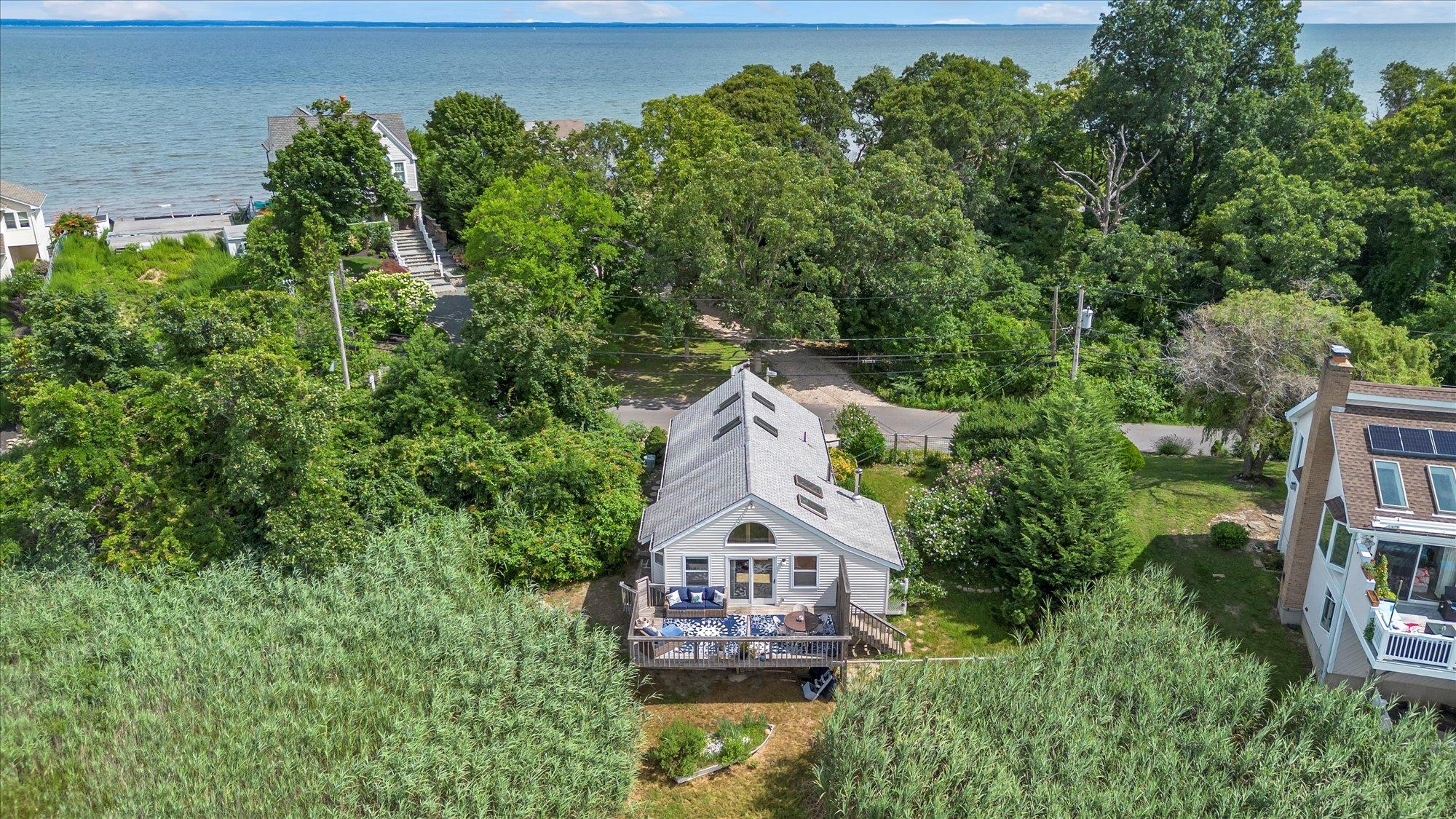 Northport, New York, 11768, United States, 2 Bedrooms Bedrooms, ,1 BathroomBathrooms,Residential,For Sale,1828550