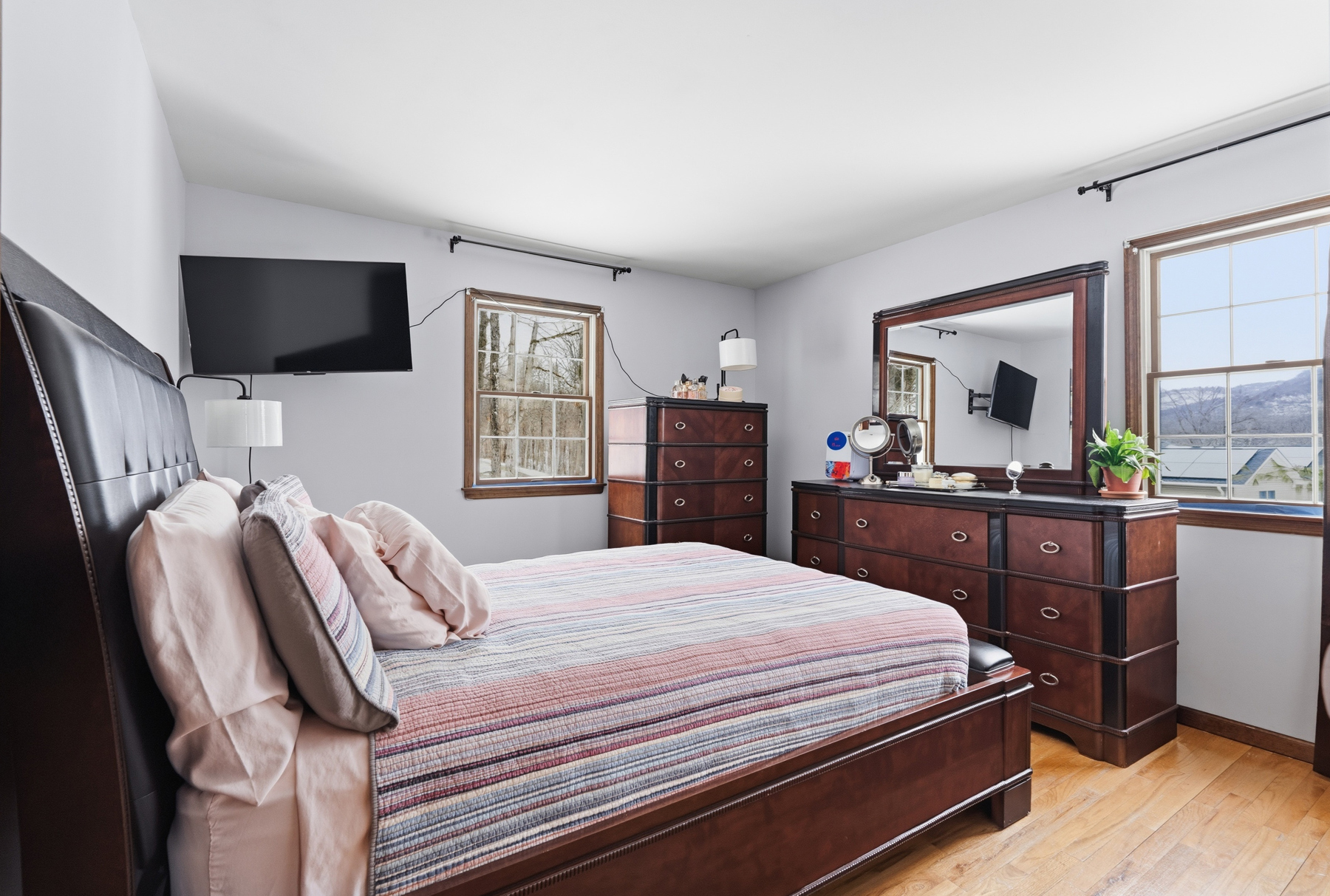  Buckberg Mountain Colonial - 物件實景