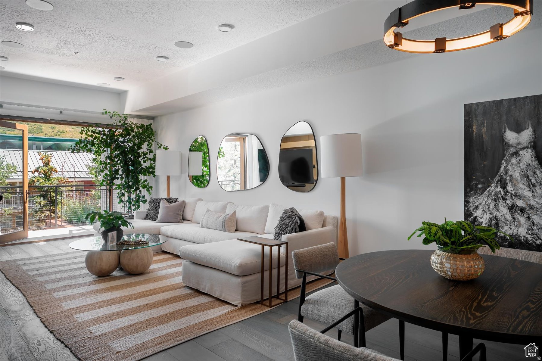 Park City, Utah, 84060, United States, 2 Bedrooms Bedrooms, ,2 BathroomsBathrooms,Residential,For Sale,1989382