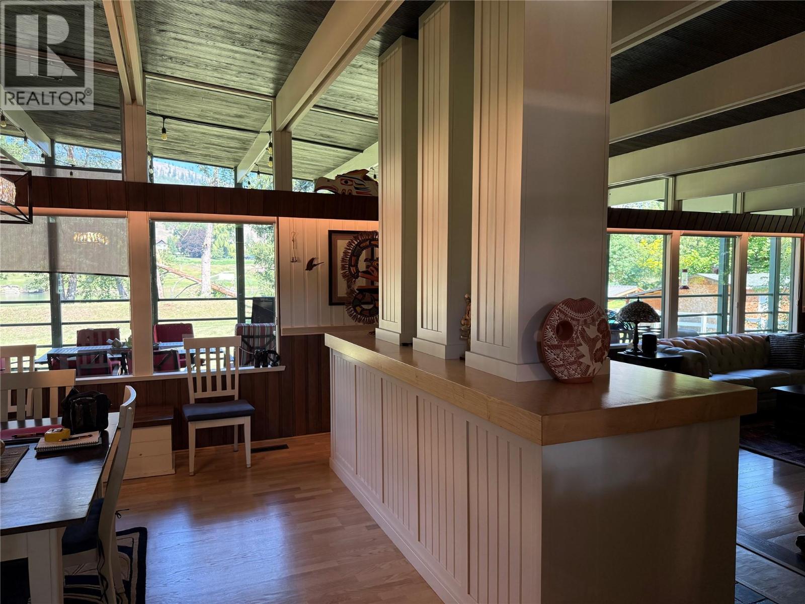 KAMLOOPS, British Columbia, V2H 1M4, CA, 5 Bedrooms Bedrooms, ,2 BathroomsBathrooms,Residential,For Sale,1912088
