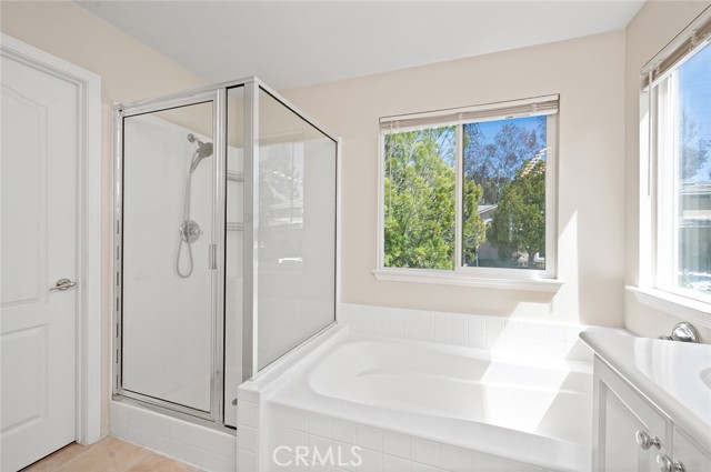 Valencia, California, 91354, United States, 4 Bedrooms Bedrooms, ,3 BathroomsBathrooms,Residential,For Sale,1976397