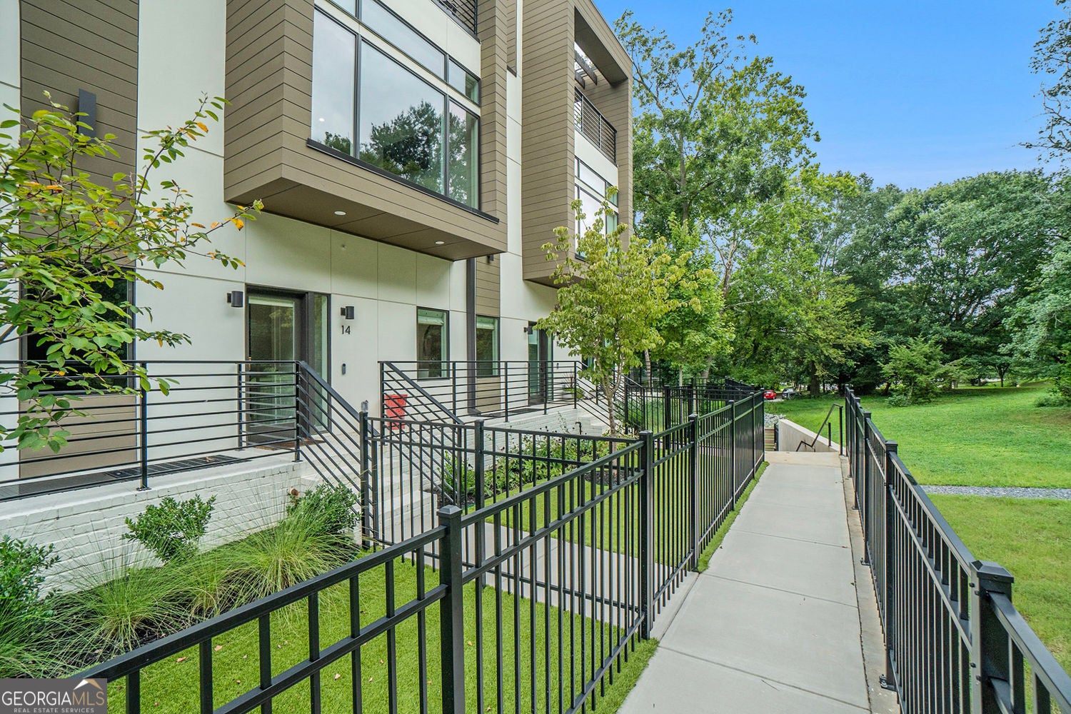Atlanta, Georgia, 30307, United States, 4 Bedrooms Bedrooms, ,5 BathroomsBathrooms,Residential,For Sale,1927684
