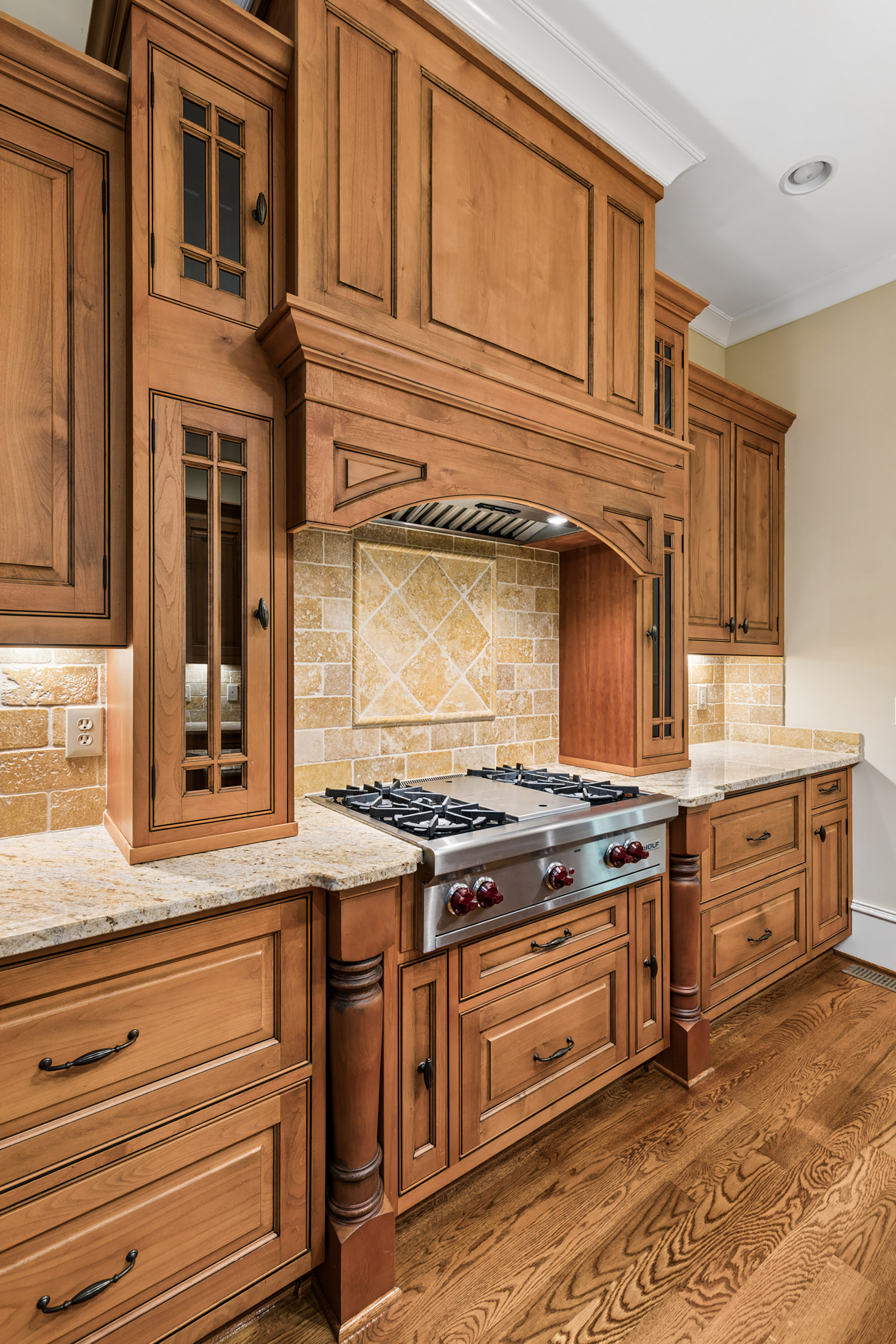  A Rare Opportunity to Enjoy Estate-Style Living in Sought-After Woodstock - 物件實景