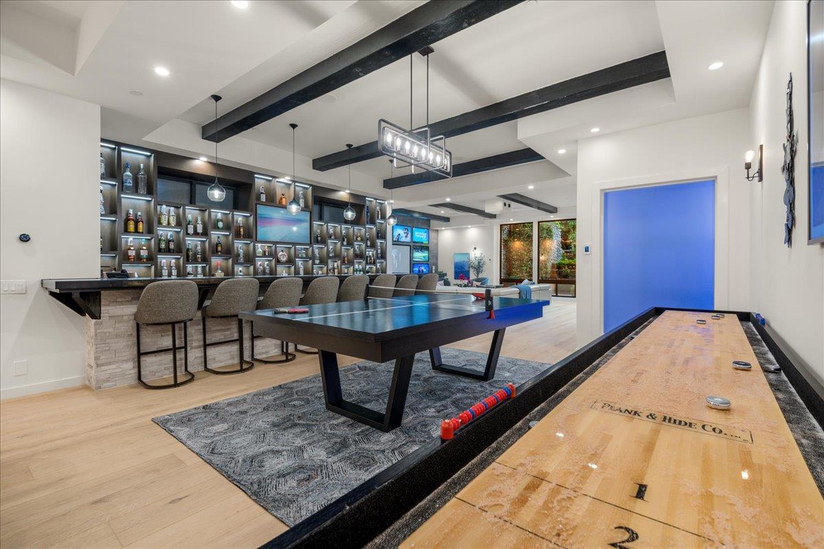 Saratoga, California, 95070, United States, 6 Bedrooms Bedrooms, ,11 BathroomsBathrooms,Residential,For Sale,1971416