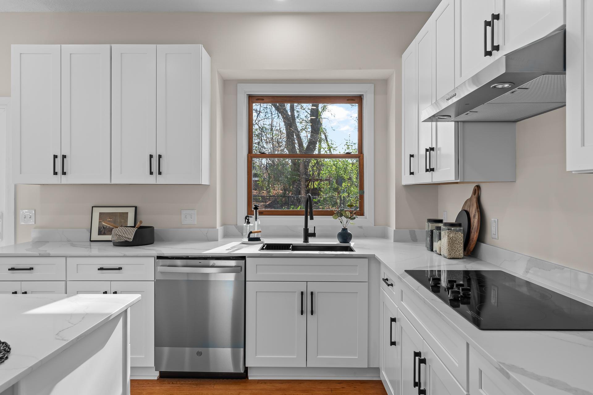 Eden Prairie, Minnesota, 55347, United States, 4 Bedrooms Bedrooms, ,4 BathroomsBathrooms,Residential,For Sale,1993292