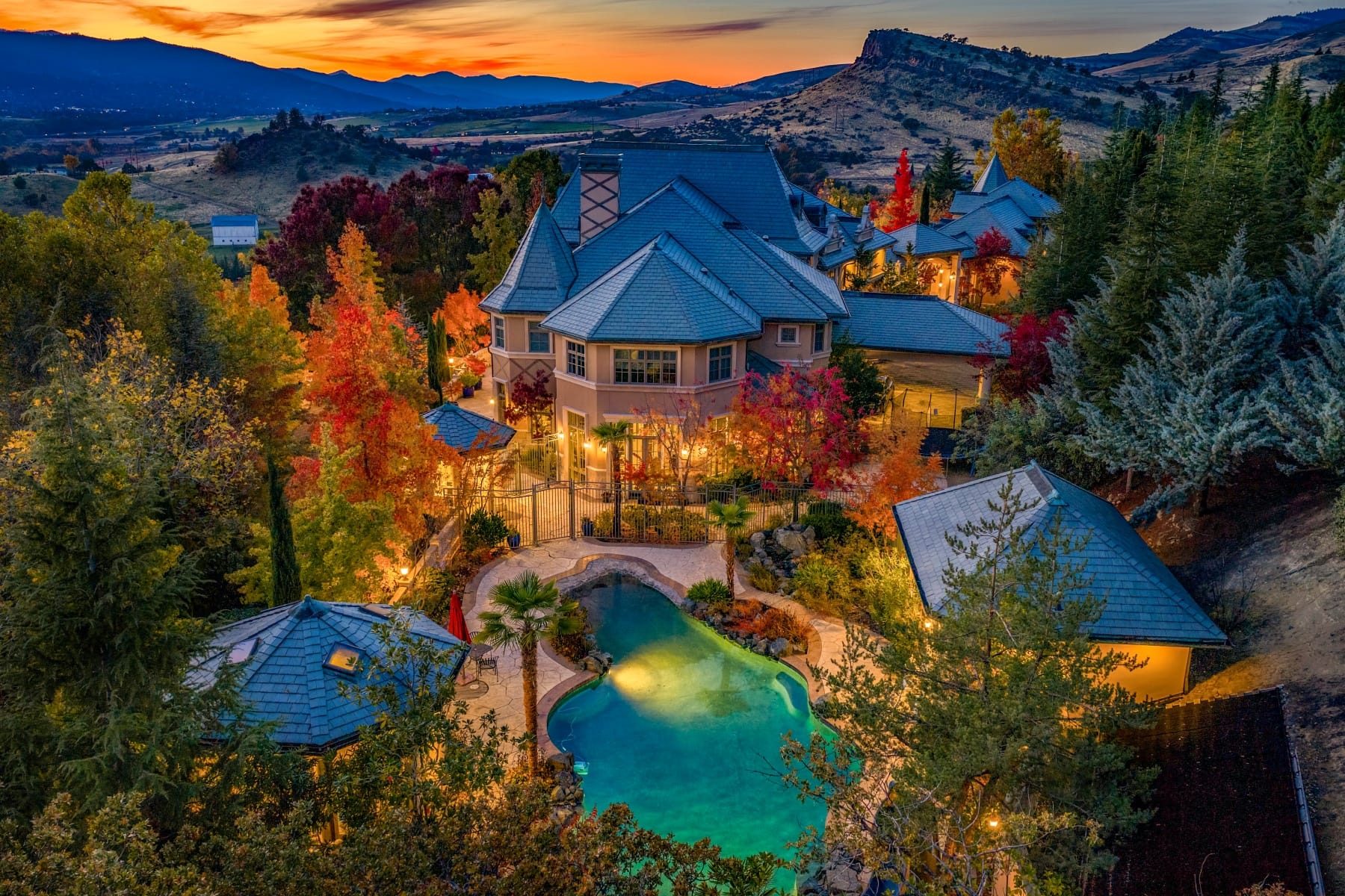  200 Belle Fiore Lane Ashland, OR 97520 - 物件實景