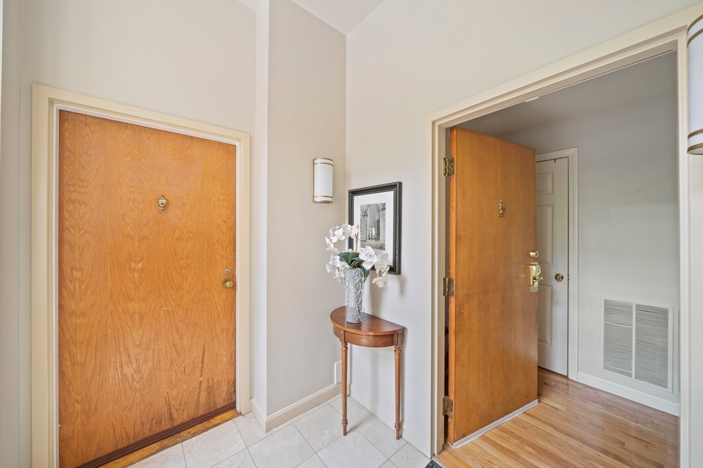 Brookline, Massachusetts, 02445, United States, 3 Bedrooms Bedrooms, ,2 BathroomsBathrooms,Residential,For Sale,1891424