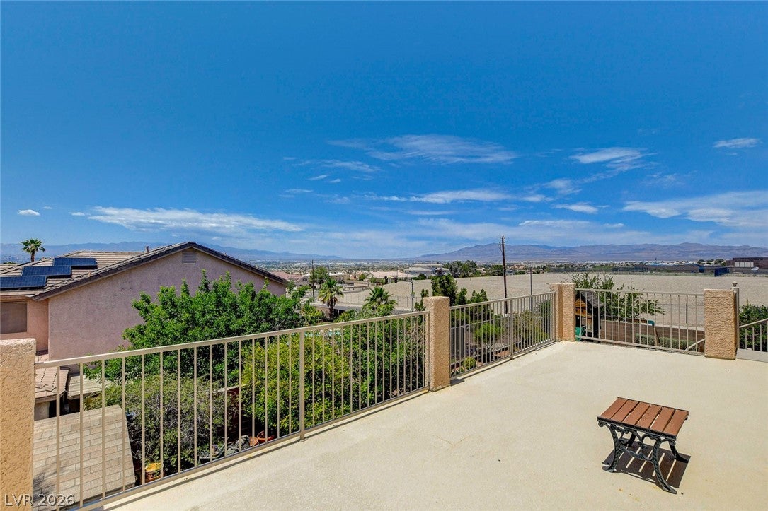 Las Vegas, Nevada, 89110, United States, 5 Bedrooms Bedrooms, ,3 BathroomsBathrooms,Residential,For Sale,2048091