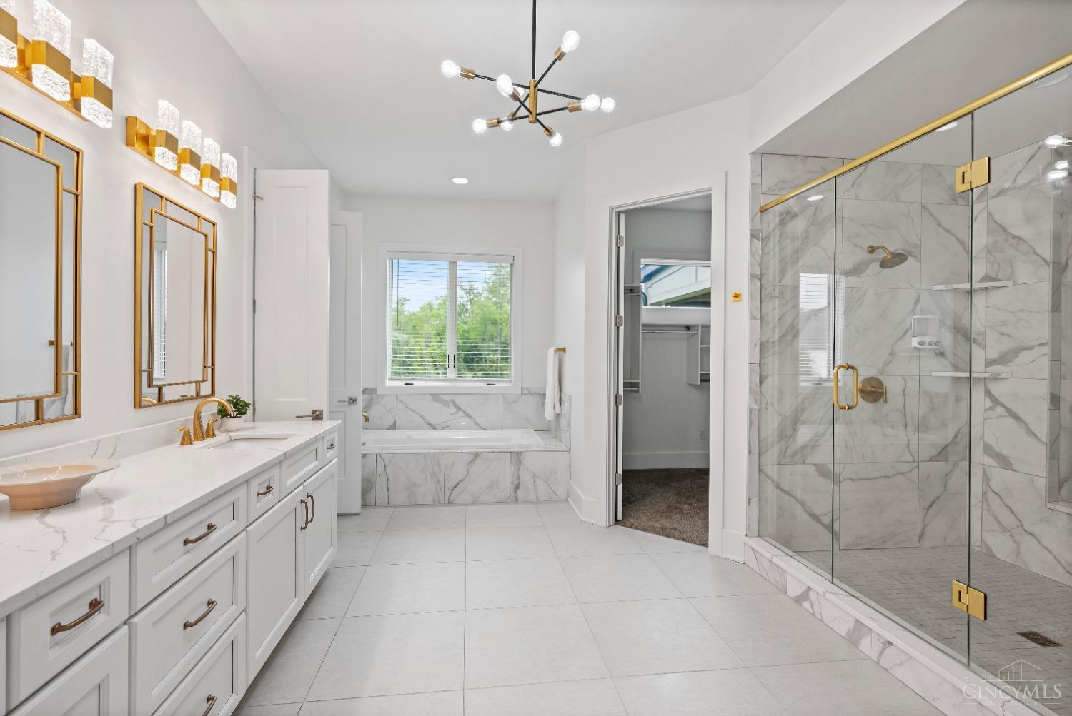 Indian Hill, Ohio, 45242, United States, 6 Bedrooms Bedrooms, ,7 BathroomsBathrooms,Residential,For Sale,1804642
