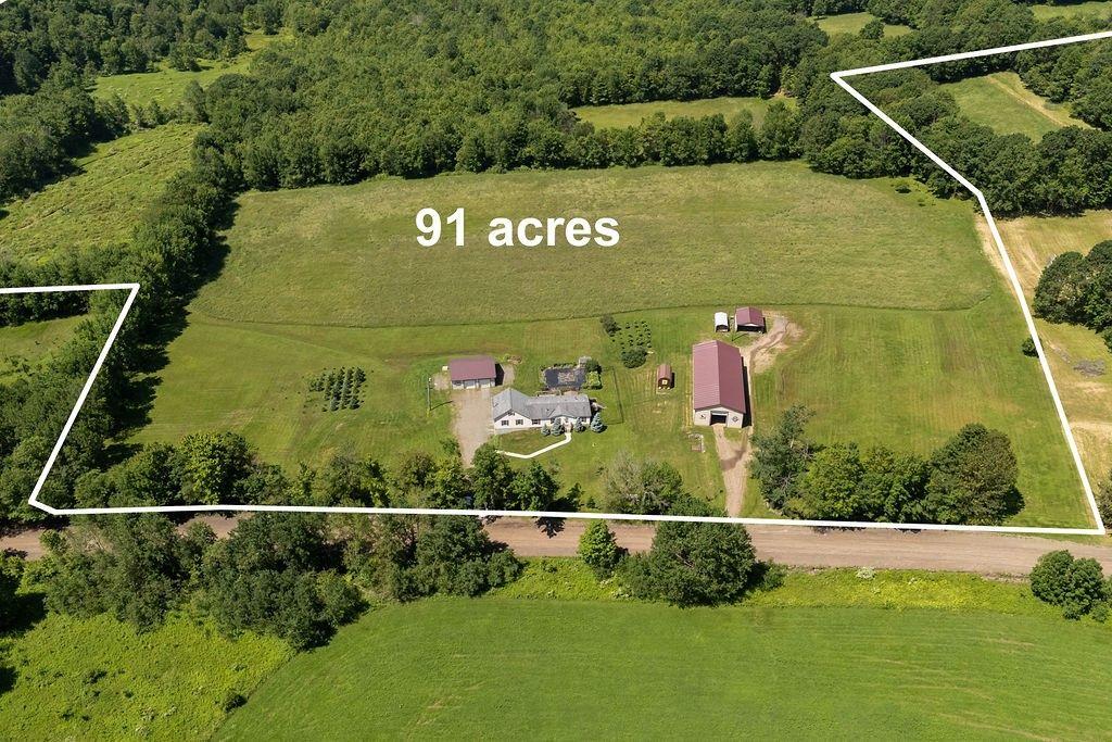 Franklin, New York, 13775, United States, 3 Bedrooms Bedrooms, ,2 BathroomsBathrooms,Residential,For Sale,1967662