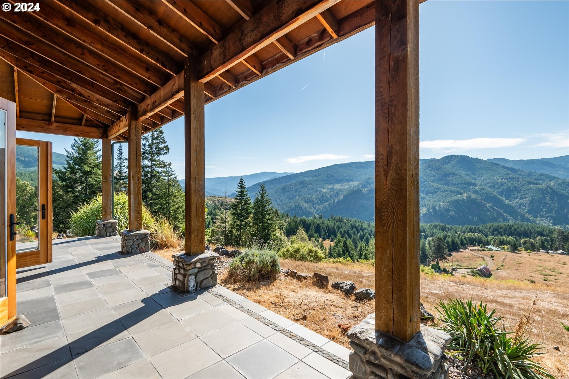 32940 MILLER RANCH RD, Gold Beach, Oregon, 97444, United States, ,Residential,For Sale,32940 MILLER RANCH RD,1469574