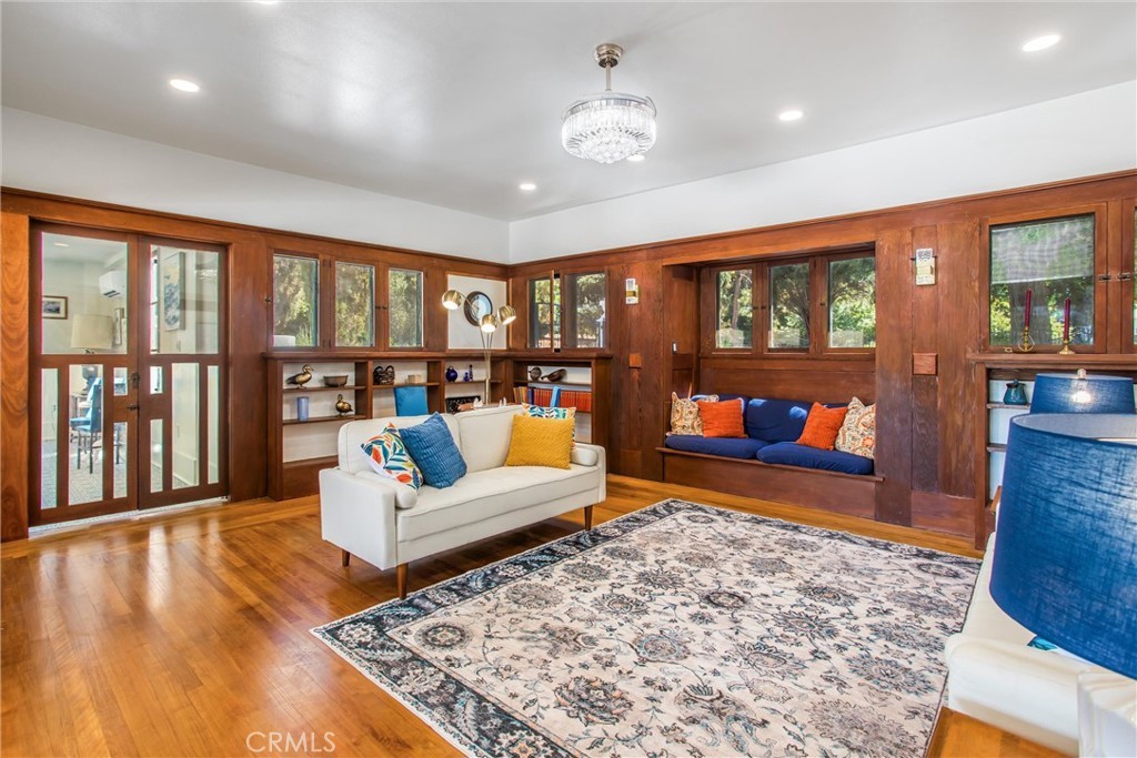 Redlands, California, 92373, United States, 5 Bedrooms Bedrooms, ,4 BathroomsBathrooms,Residential,For Sale,1982163