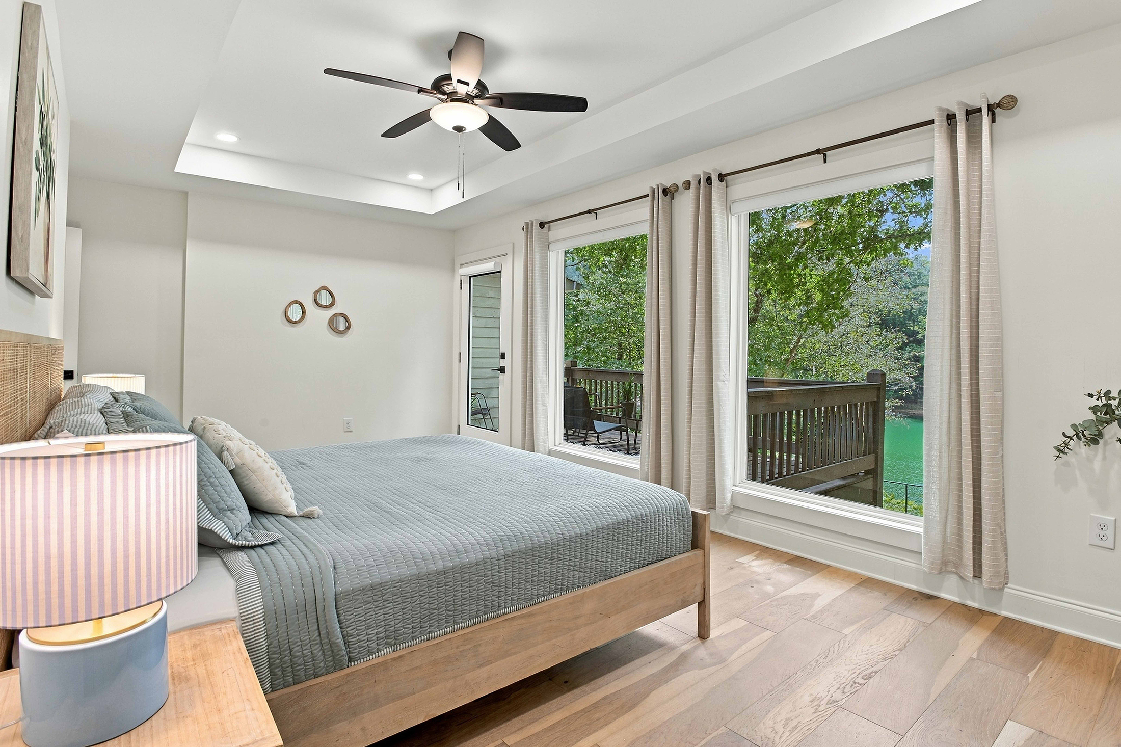  Your Dream Lake House: Renovated, Waterfront and Fully Furnished - 物件實景