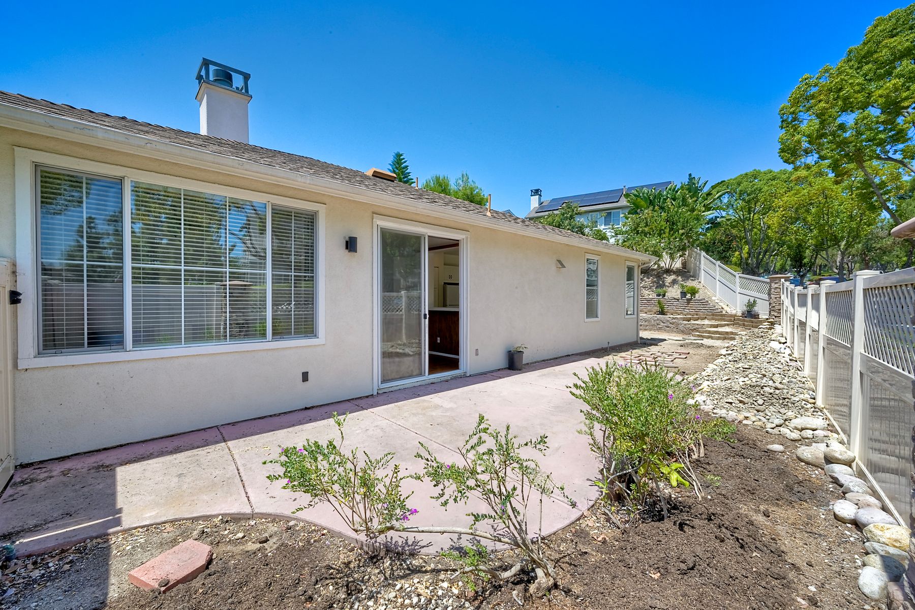 San Diego, California, 92123, United States, 3 Bedrooms Bedrooms, ,2 BathroomsBathrooms,Residential,For Sale,1914206