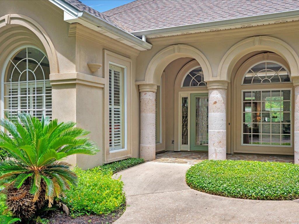 Lufkin, Texas, 75901, United States, 4 Bedrooms Bedrooms, ,5 BathroomsBathrooms,Residential,For Sale,1979665