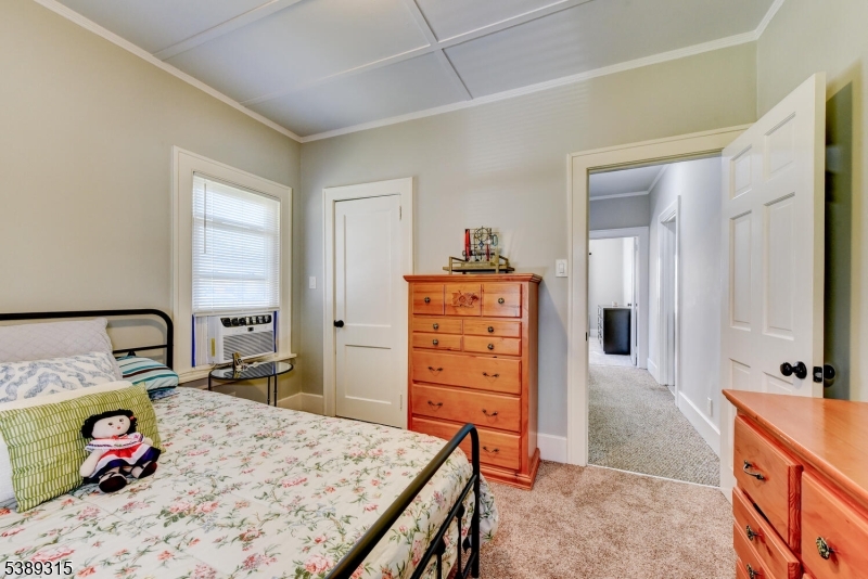 Berkeley Heights Twp., New Jersey, 07922, United States, 3 Bedrooms Bedrooms, ,1 BathroomBathrooms,Residential,For Sale,1994773