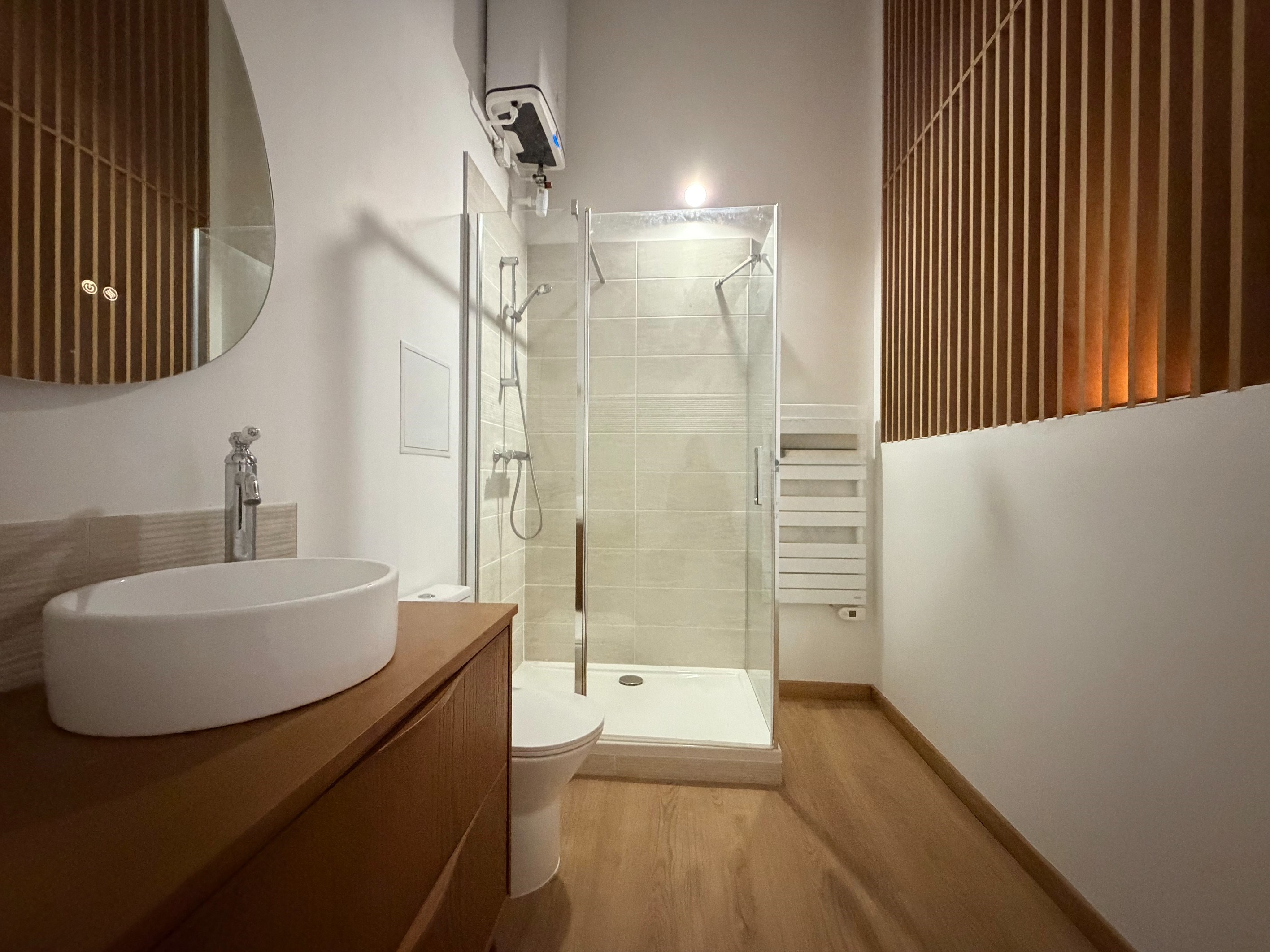  Superb renovation for this charming one-bedroom apartment... - 物件實景