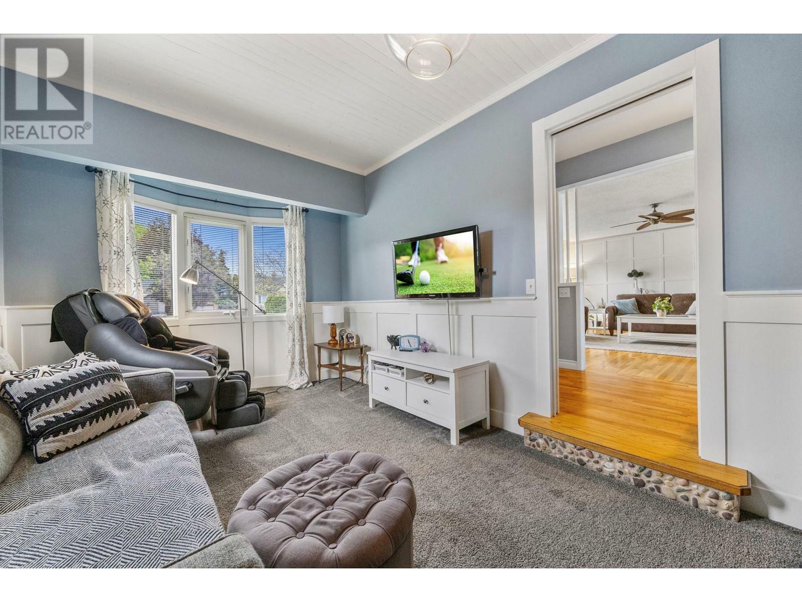 KELOWNA, British Columbia, V1Y 6A2, CA, 4 Bedrooms Bedrooms, ,3 BathroomsBathrooms,Residential,For Sale,1838696