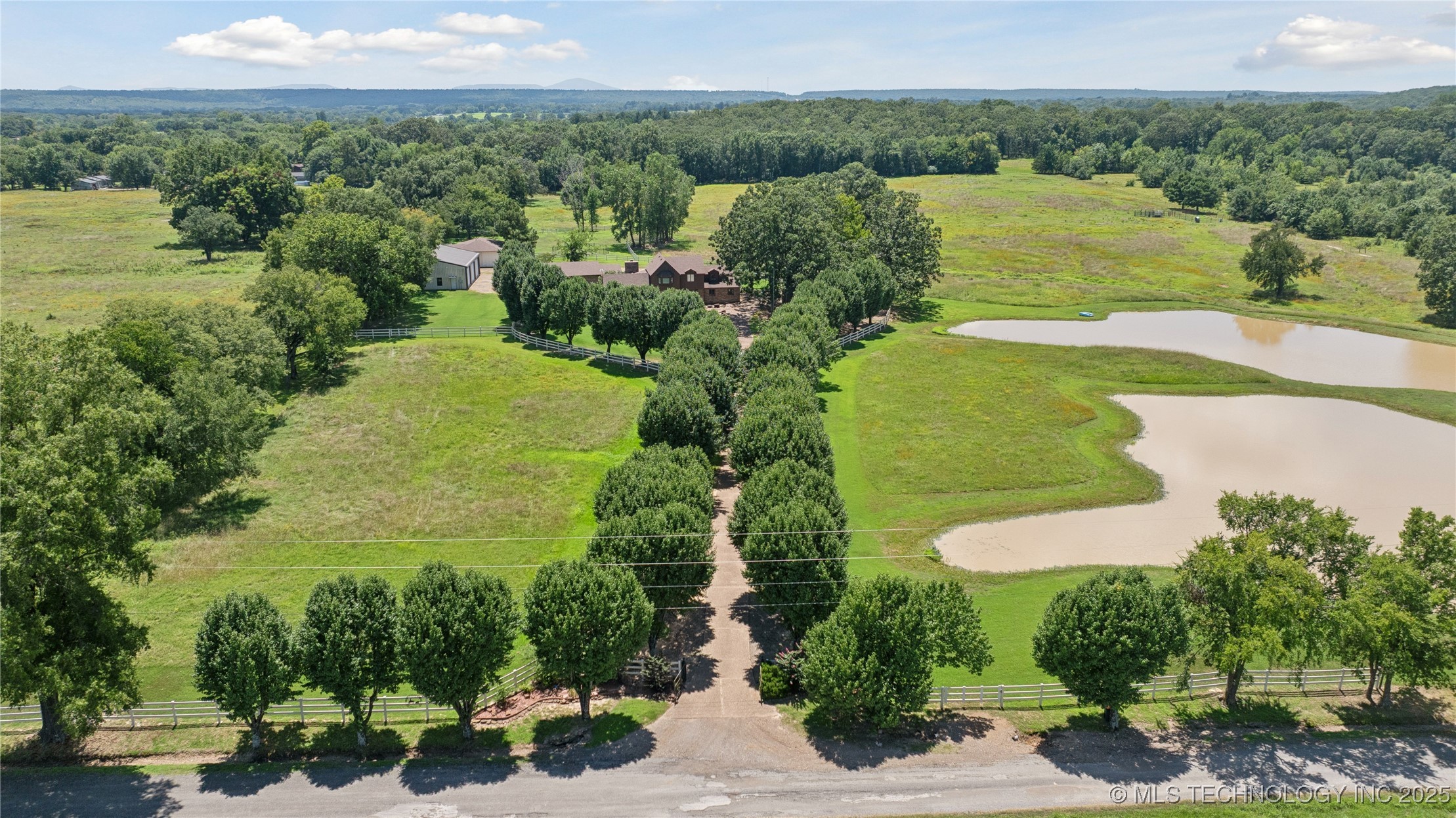Pocola, Oklahoma, 74902, United States, 3 Bedrooms Bedrooms, ,3 BathroomsBathrooms,Residential,For Sale,1903793